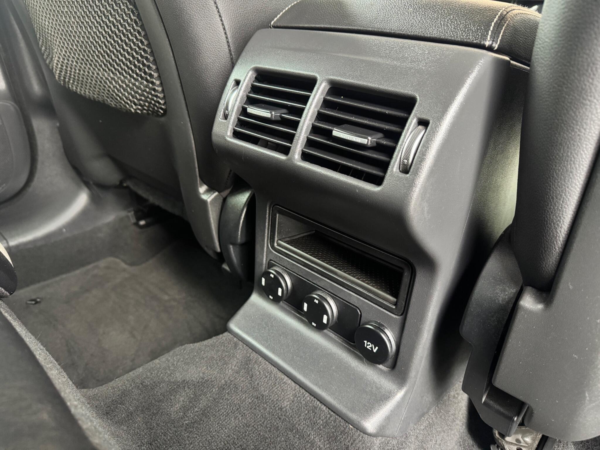 Jaguar F-Pace - Image 26