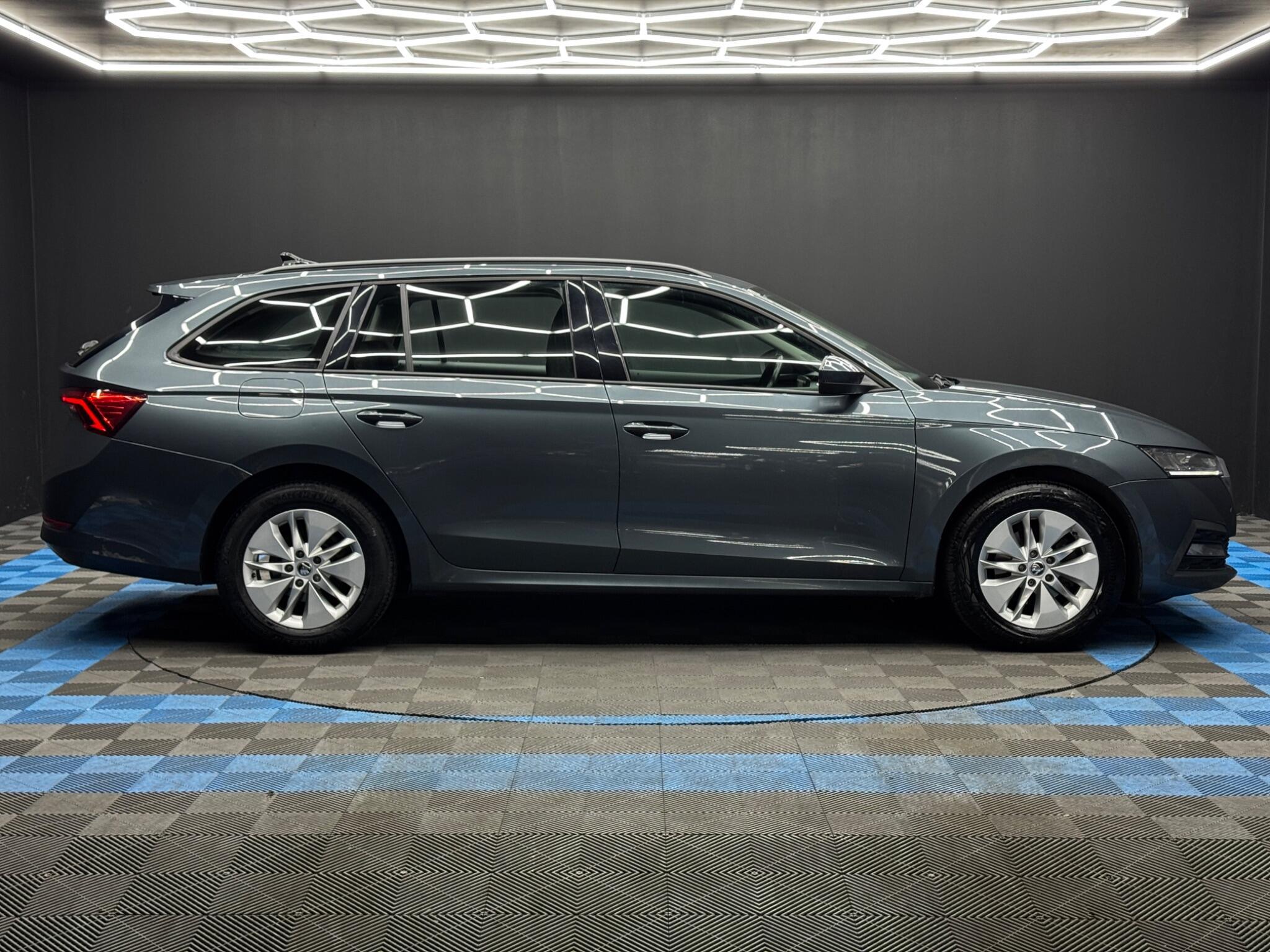 Skoda Octavia - Image 4