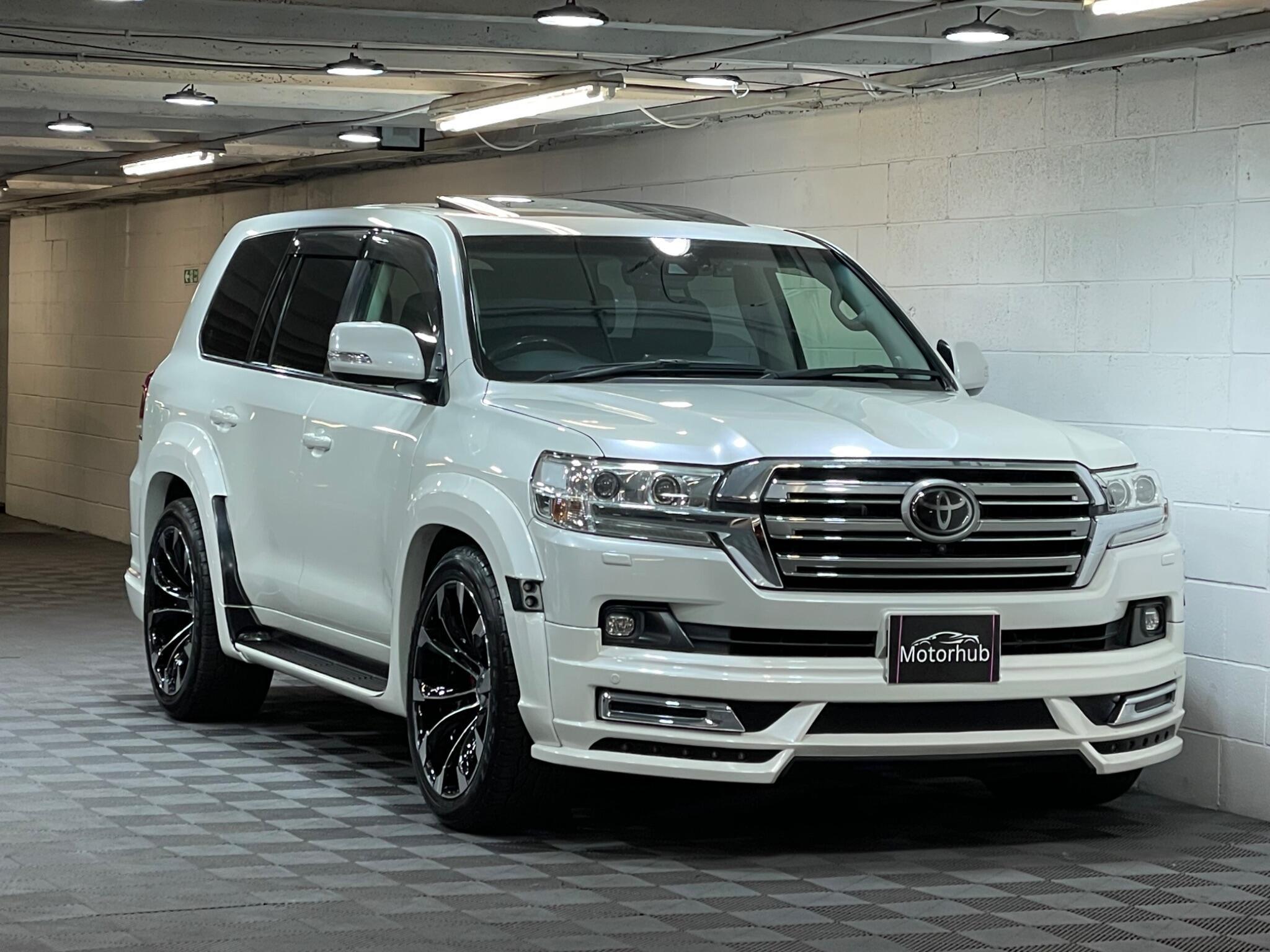 Toyota Land Cruiser - Image 18