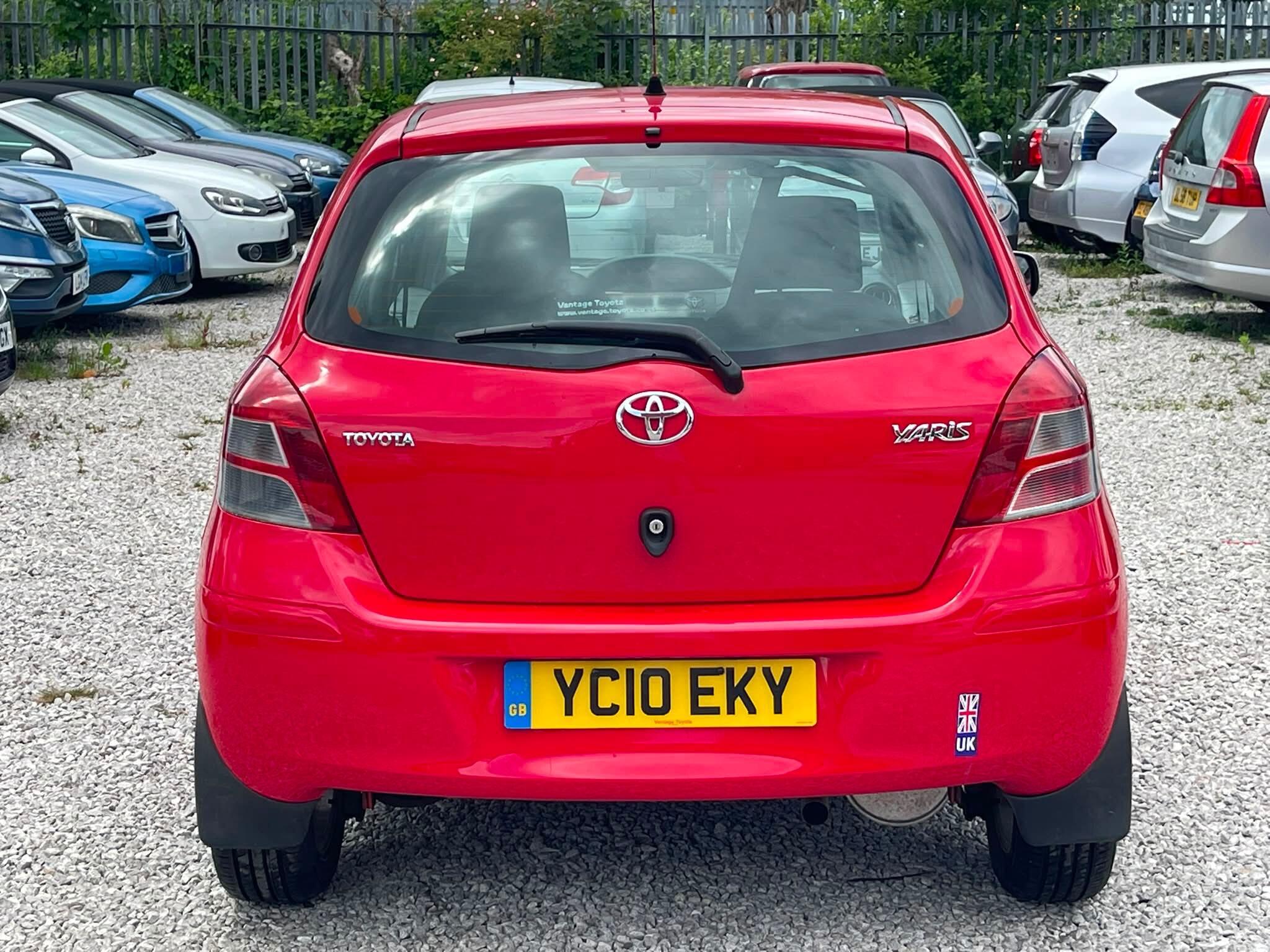 Toyota Yaris - Image 6