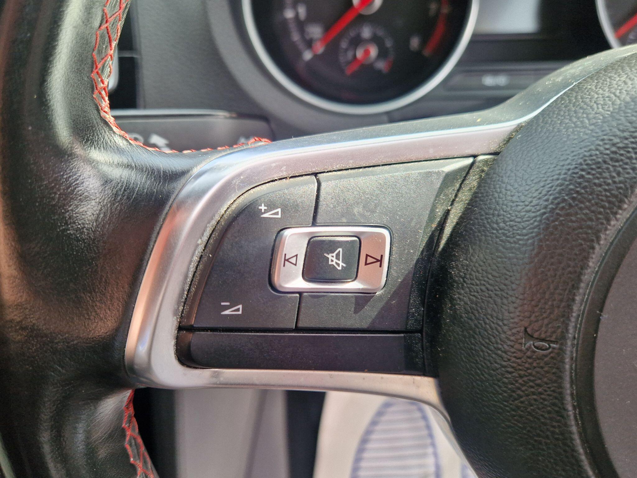 Volkswagen Polo - Image 44