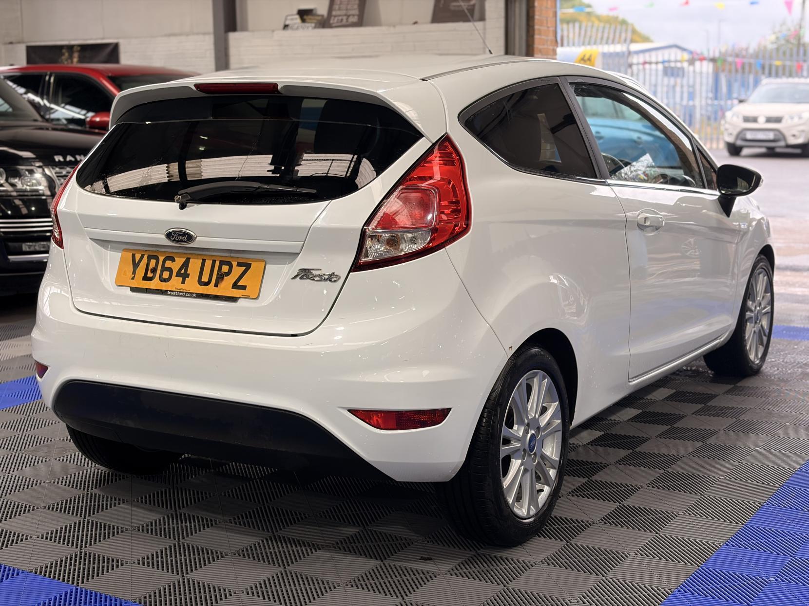 Ford Fiesta - Image 7