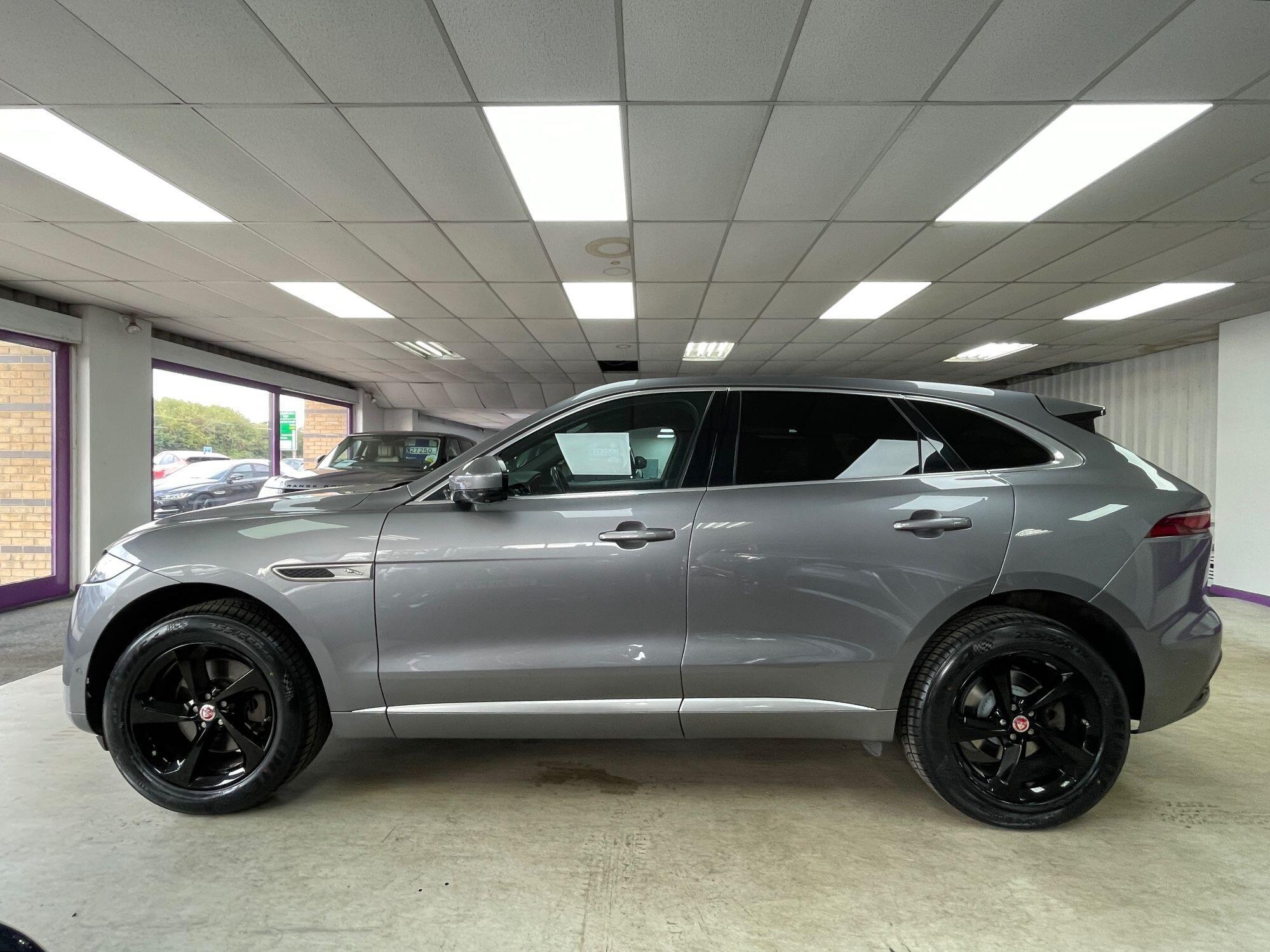 Jaguar F-Pace - Image 12