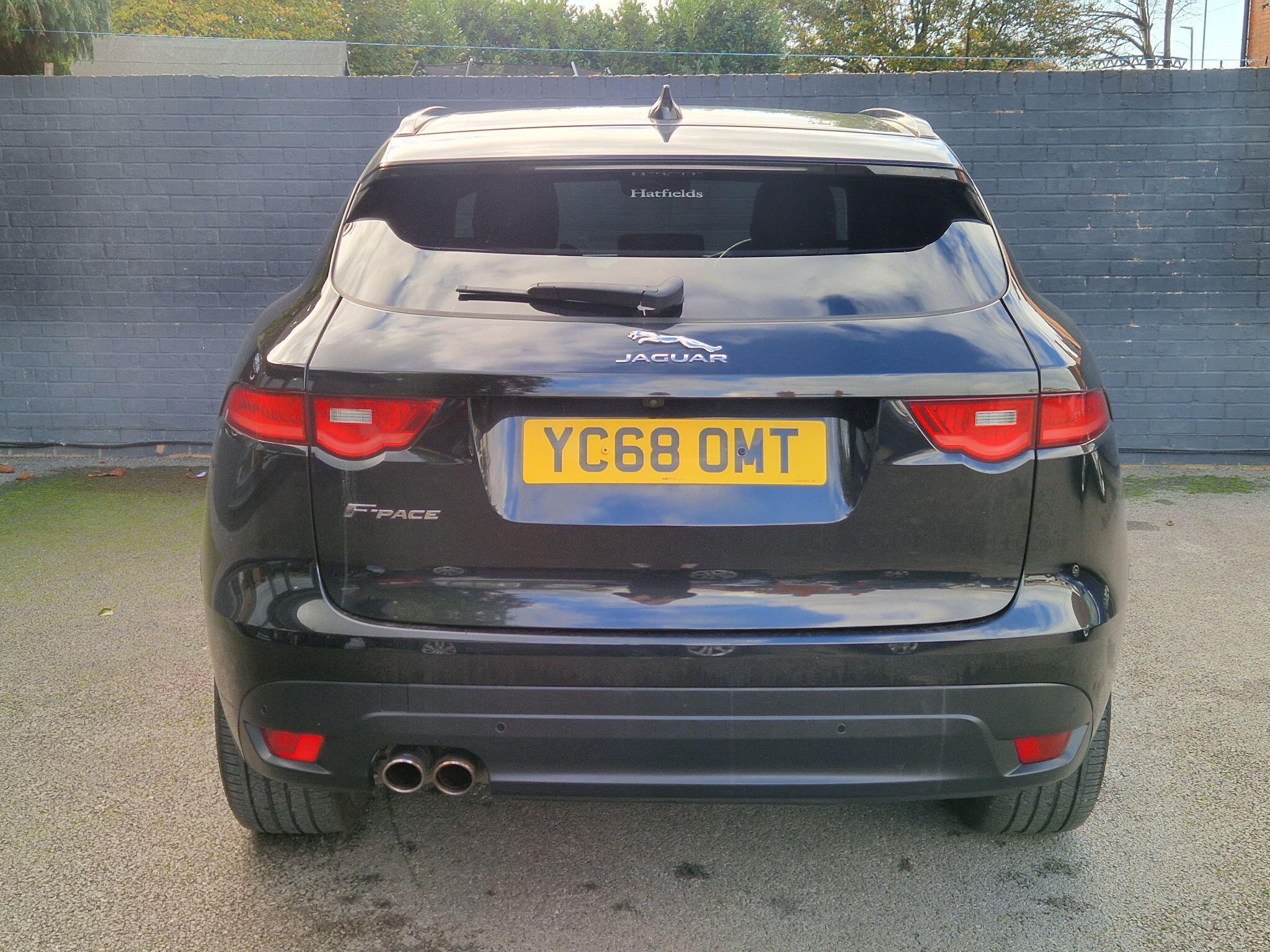 Jaguar F-Pace - Image 9
