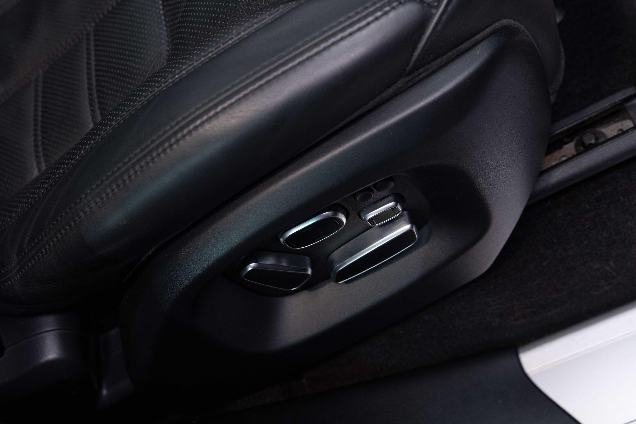 Land Rover RANGE ROVER SPORT - Image 18