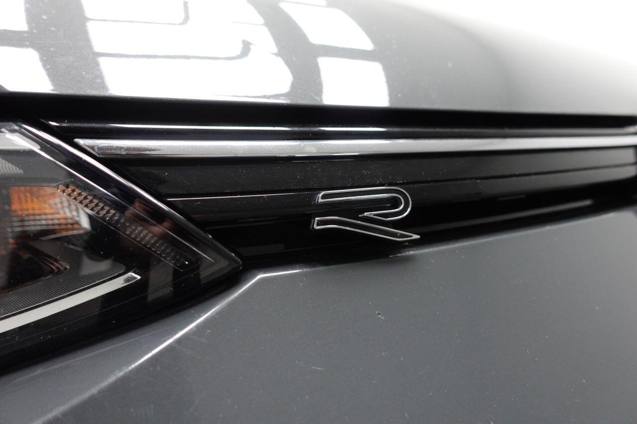 Volkswagen Golf - Image 15