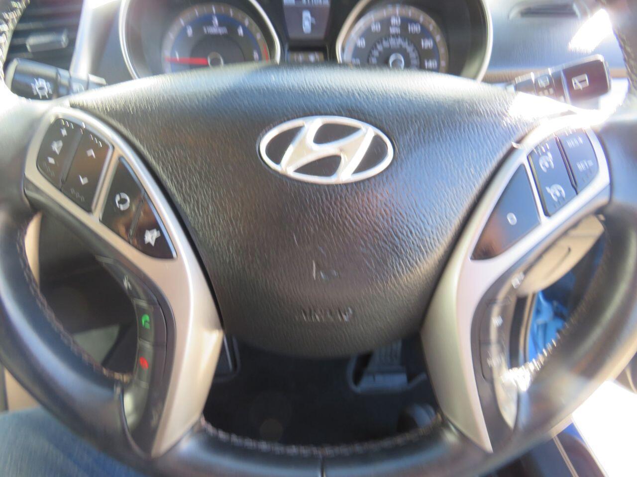 Hyundai i30 - Image 18