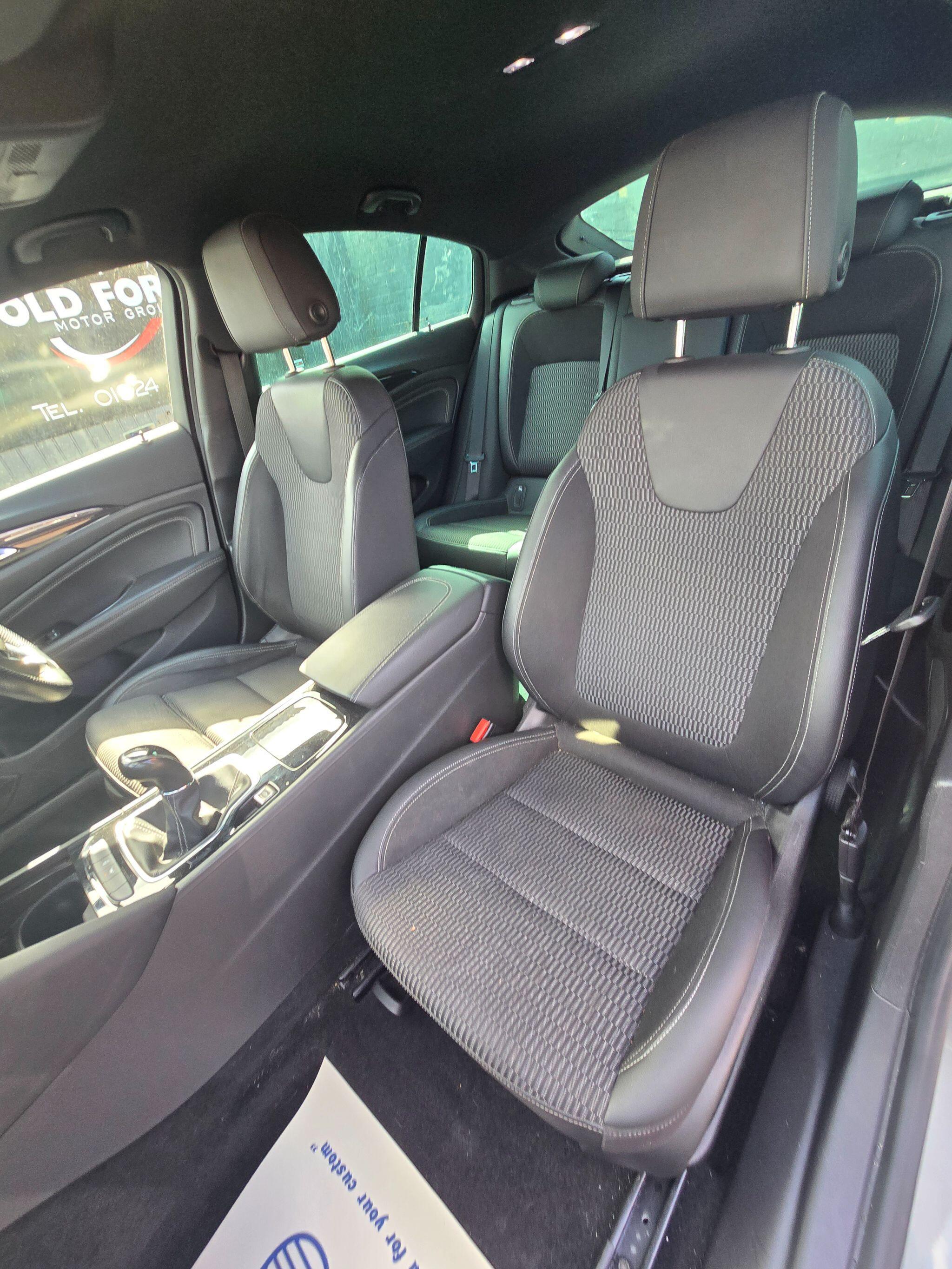 Vauxhall Insignia - Image 37