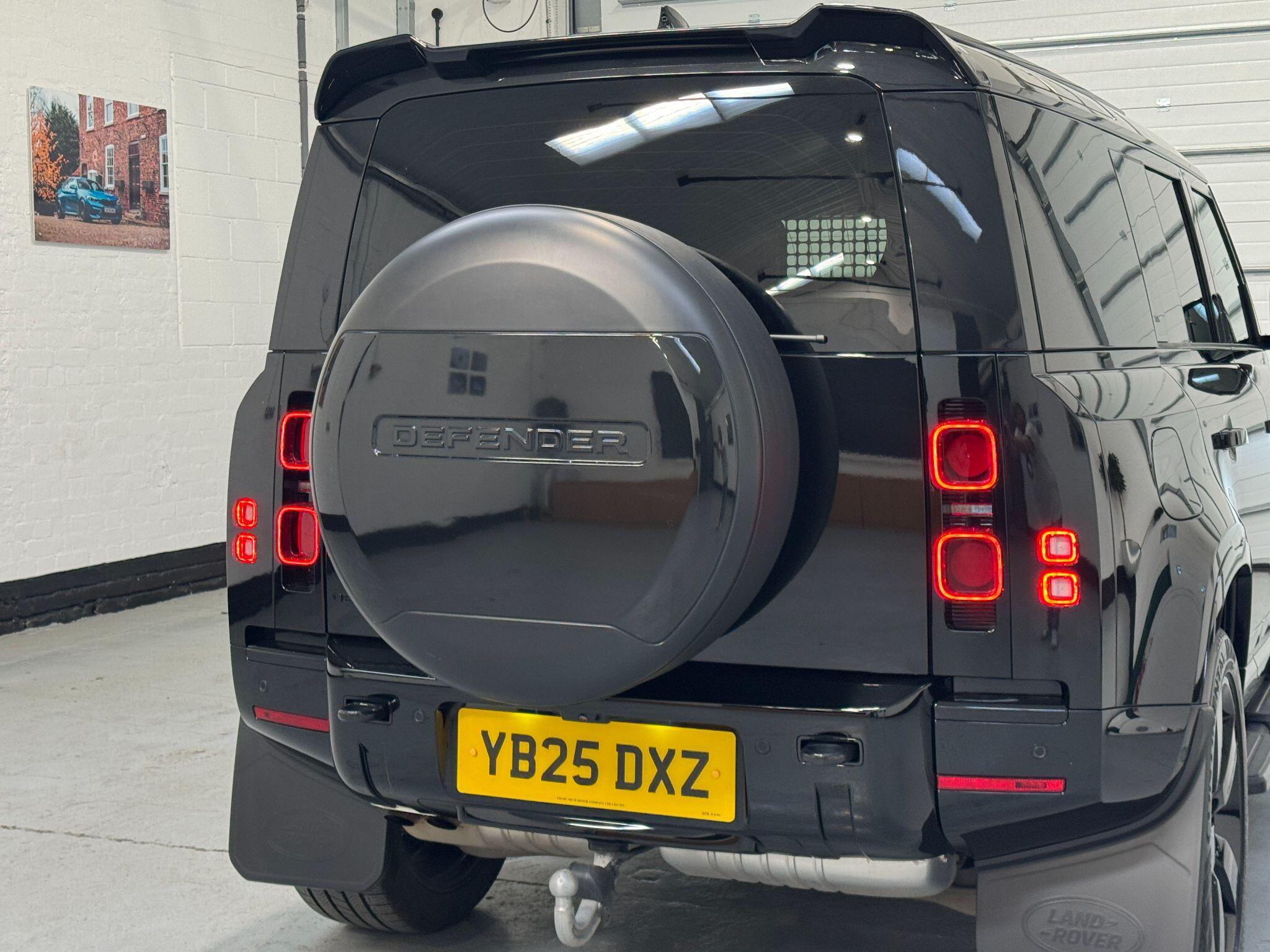 Land Rover Defender 110 - Image 58