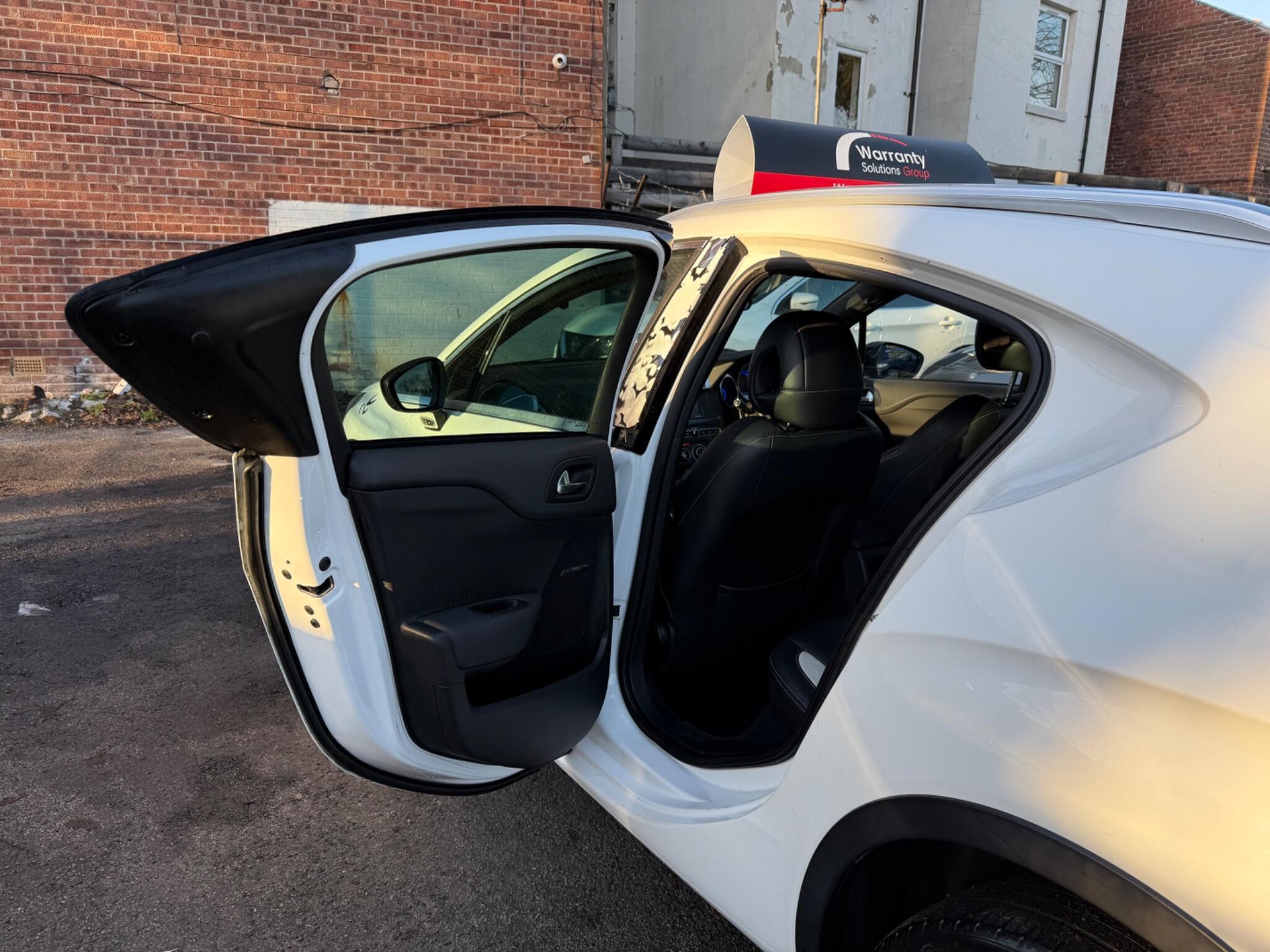 DS AUTOMOBILES DS 4 CROSSBACK - Image 29