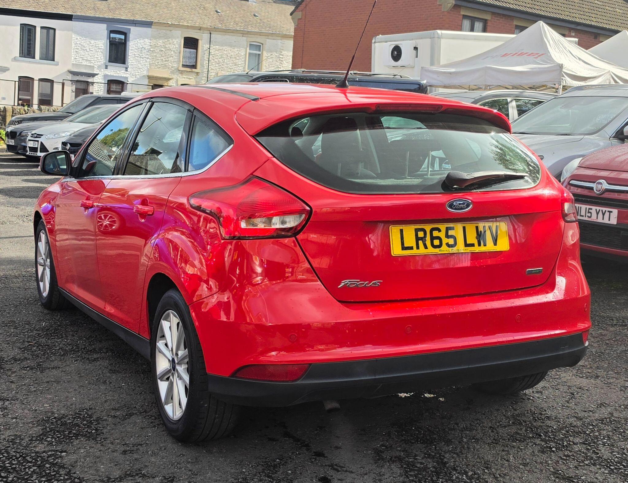 Ford Focus - Image 5