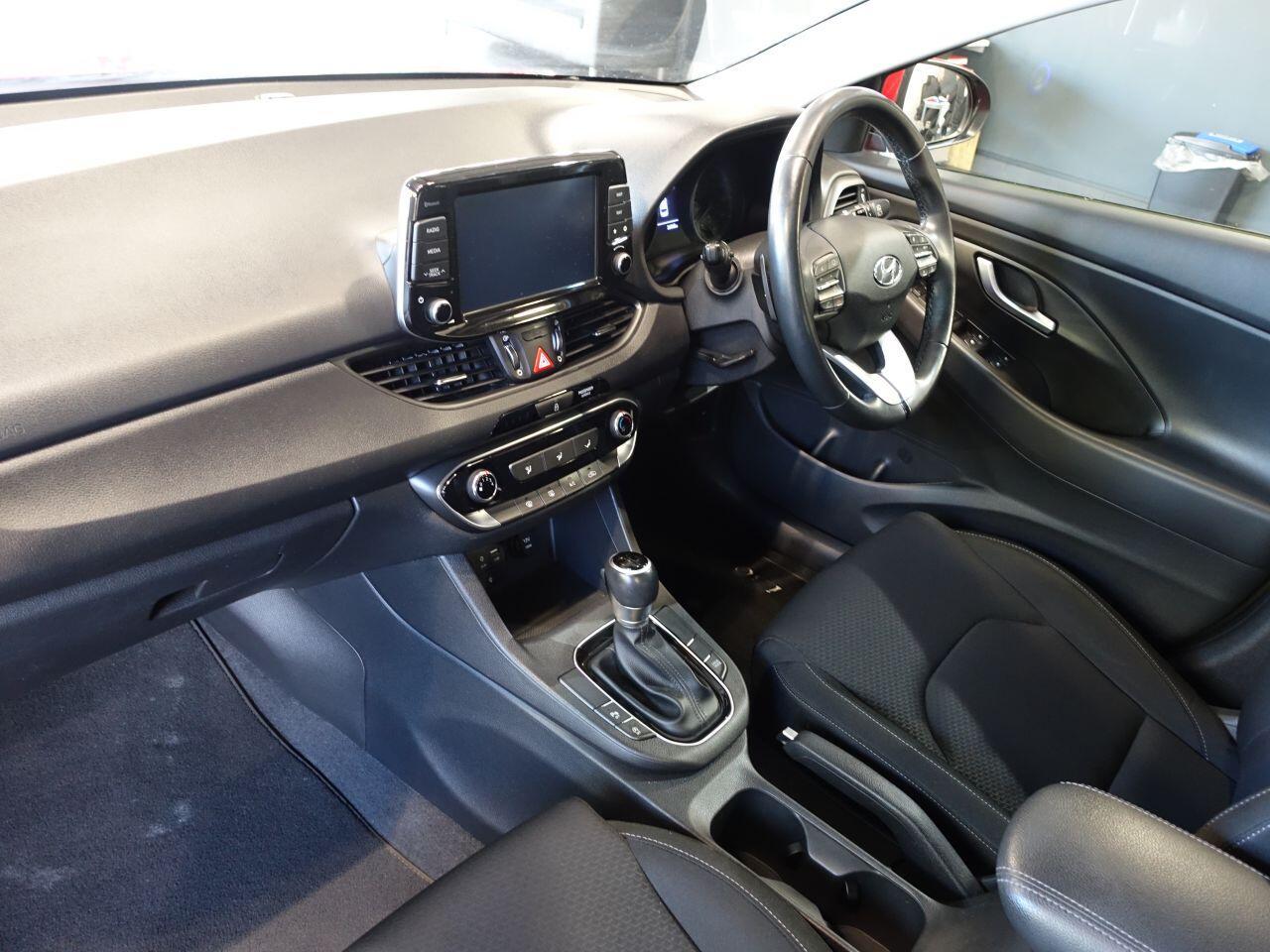 Hyundai i30 - Image 11