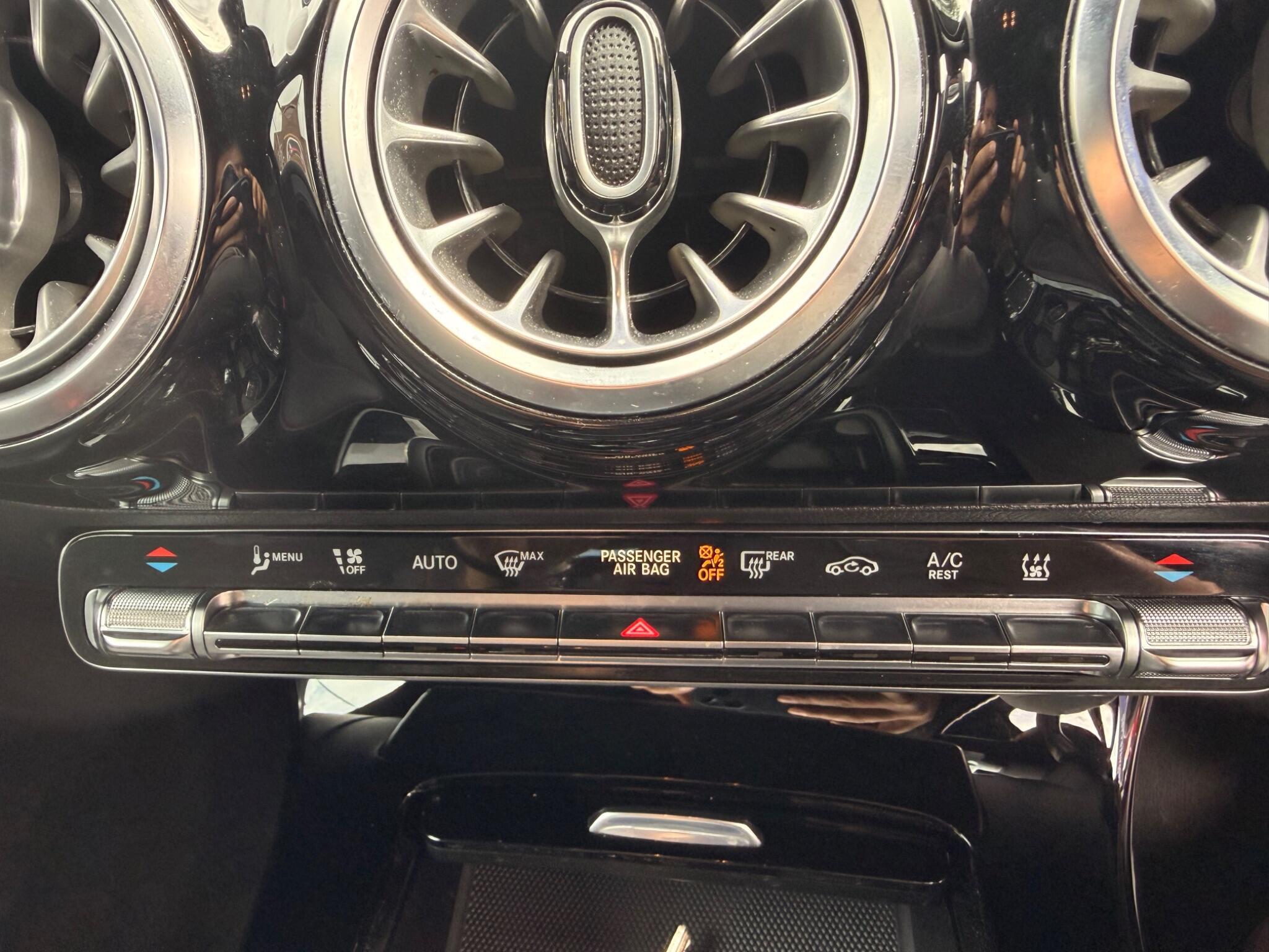 Mercedes CLA - Image 24