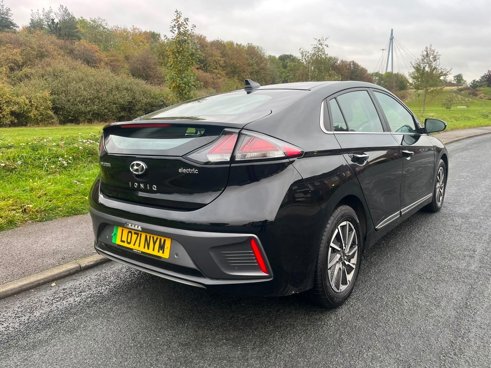 Hyundai Ioniq - Image 3