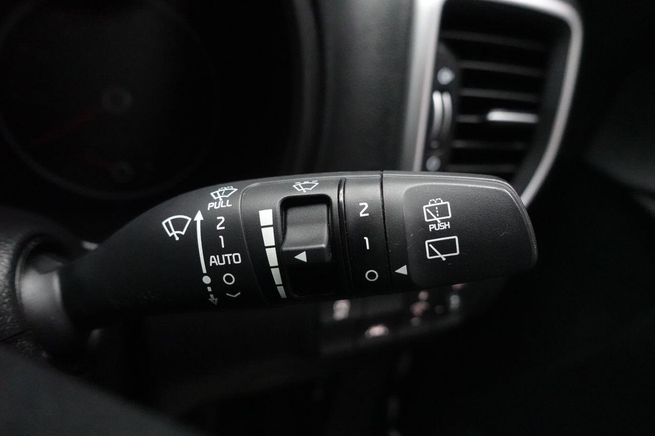 Kia Sportage - Image 43