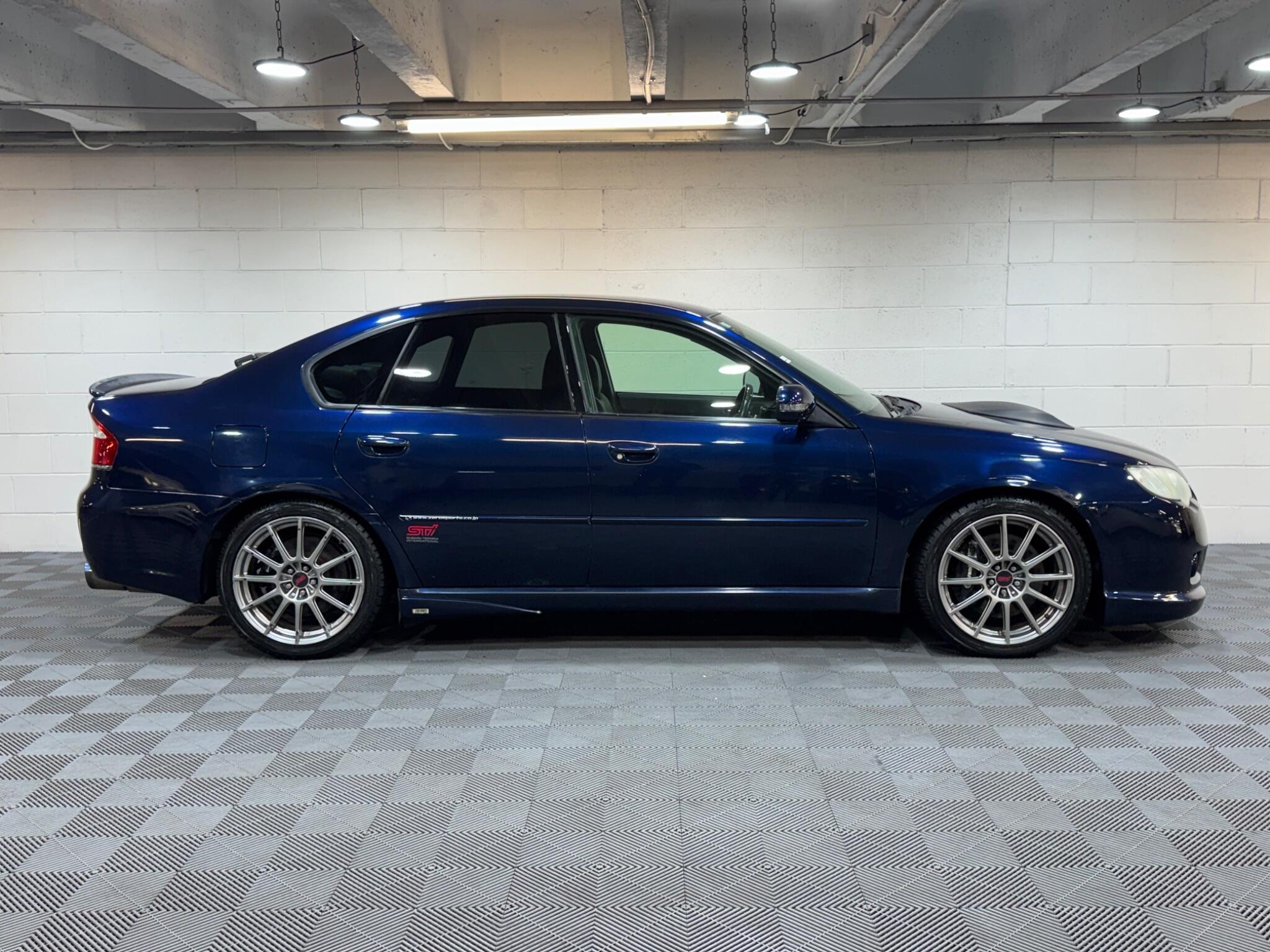 Subaru Legacy - Image 6