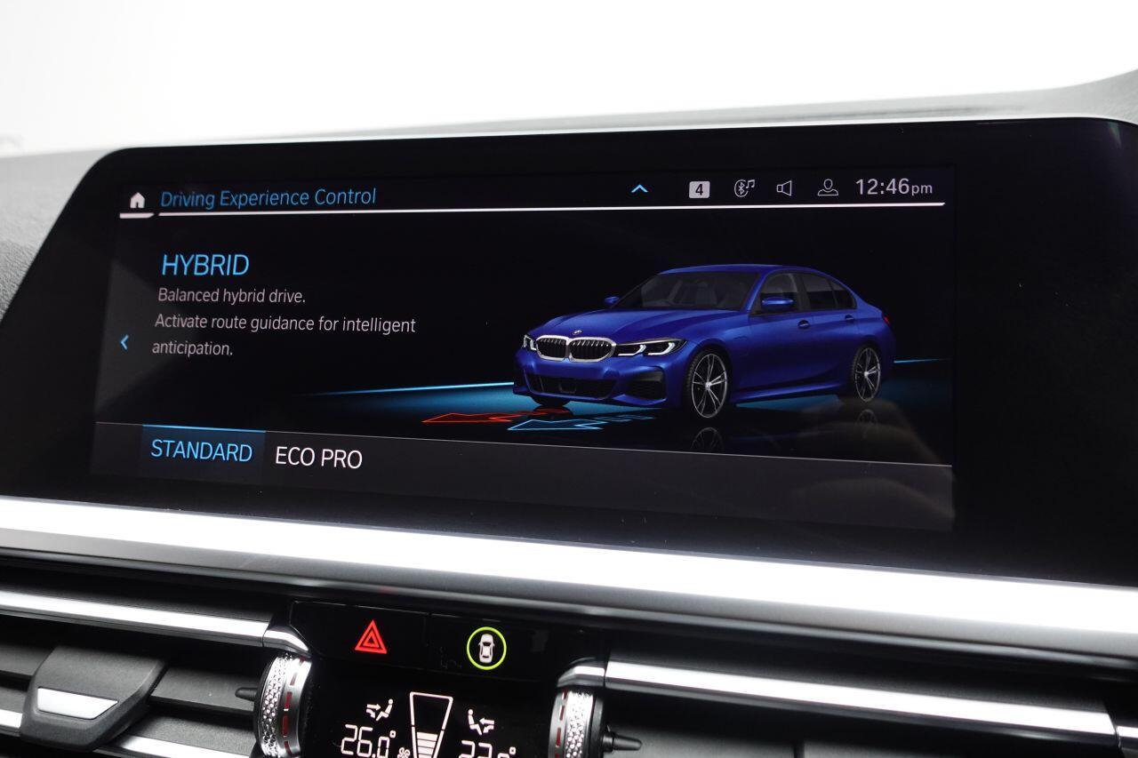 BMW 3 Series - Image 30