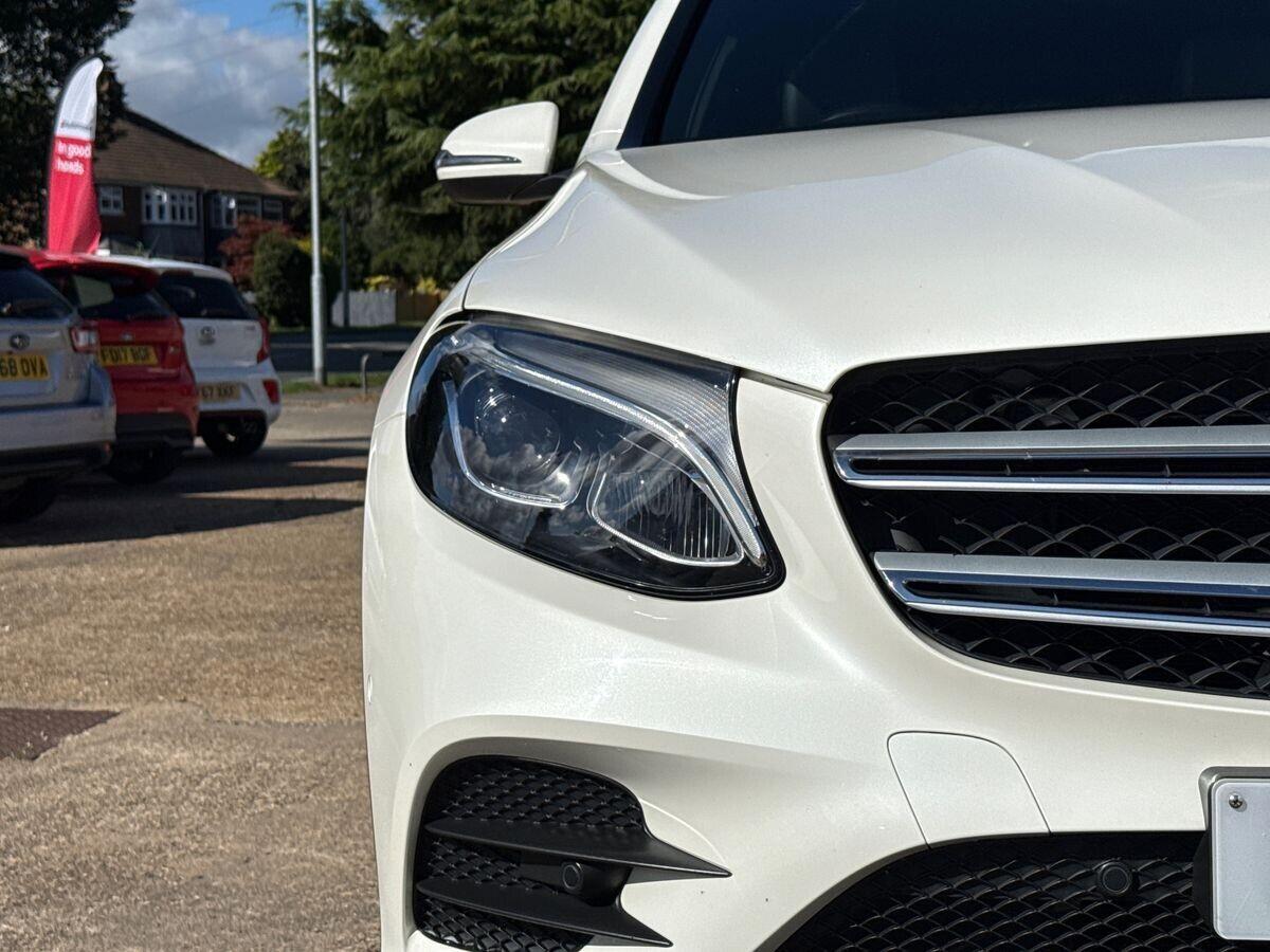 Mercedes GLC - Image 11