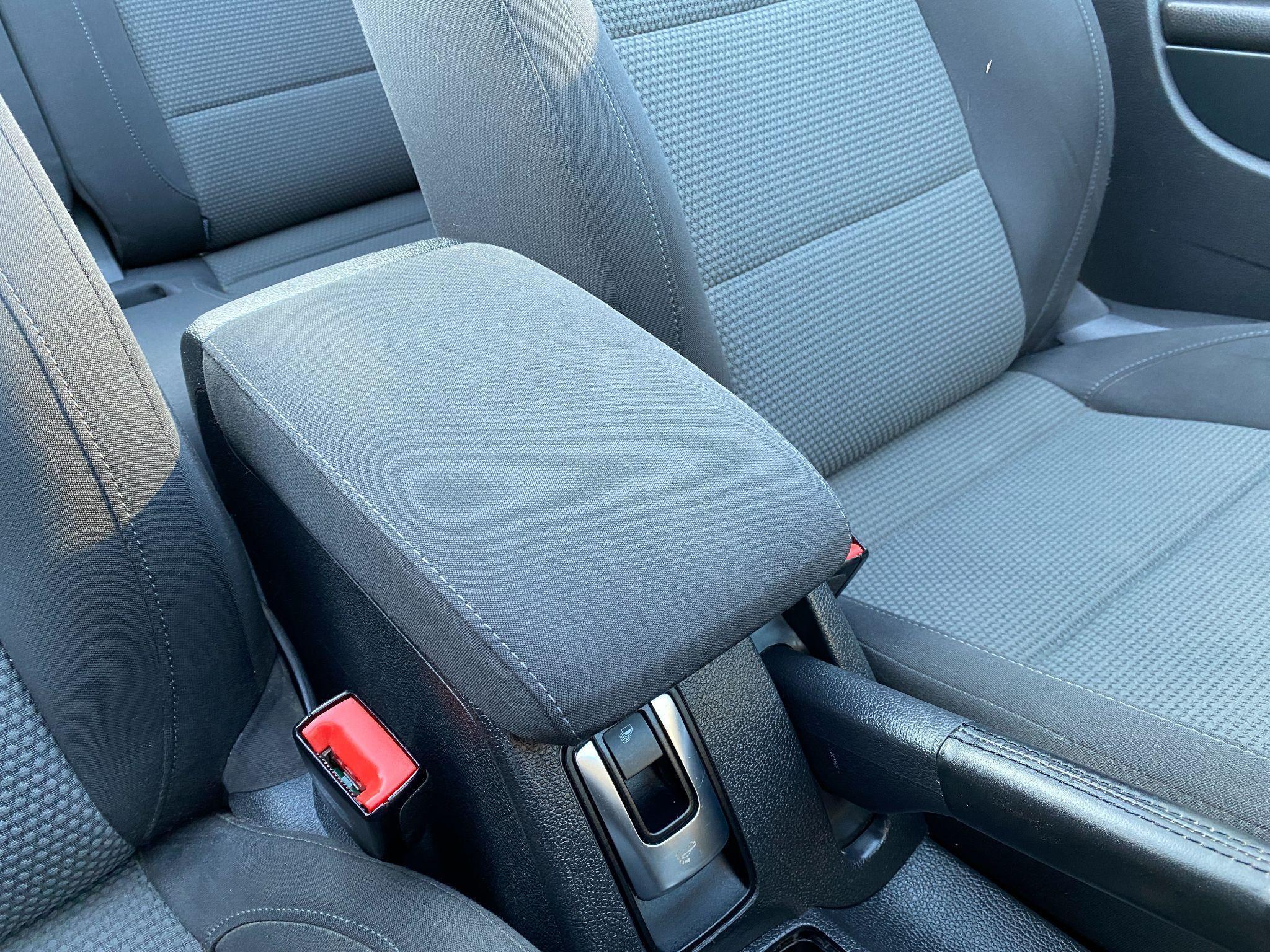 Volkswagen Golf - Image 47