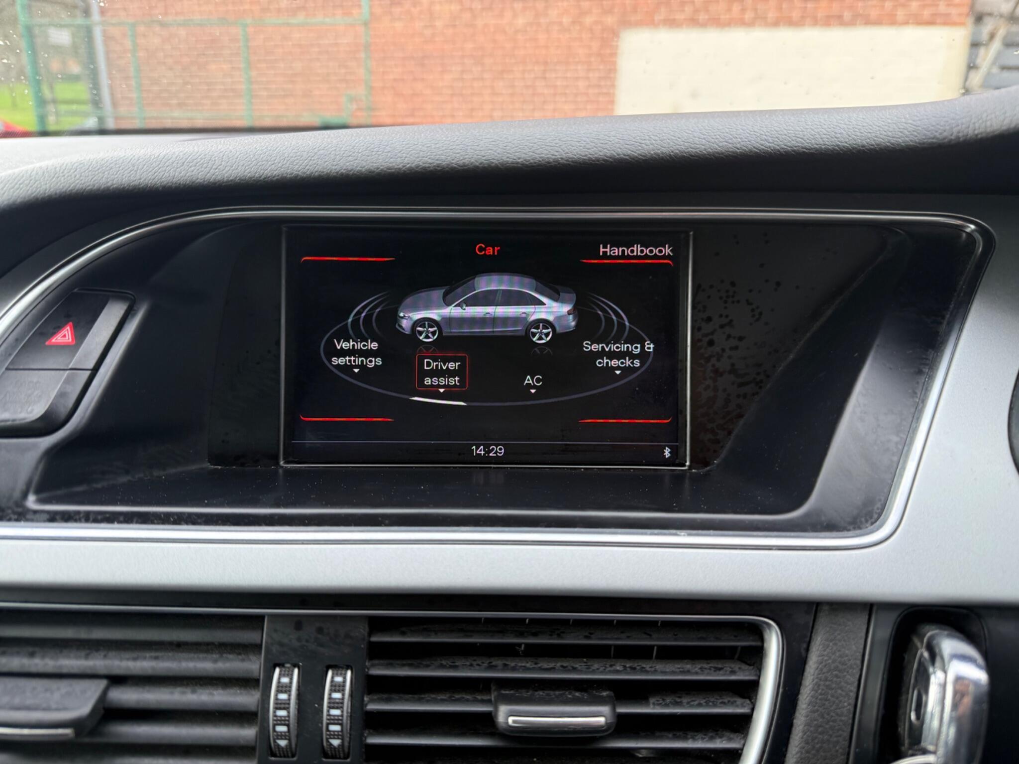Audi A4 - Image 13