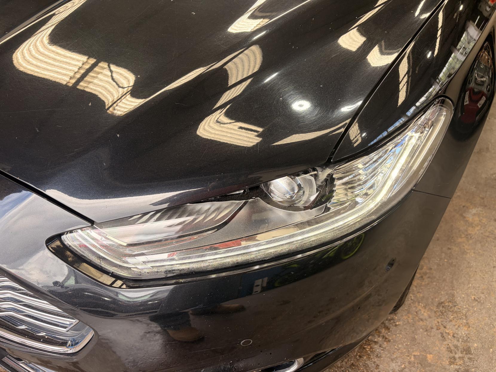 Ford Mondeo - Image 10