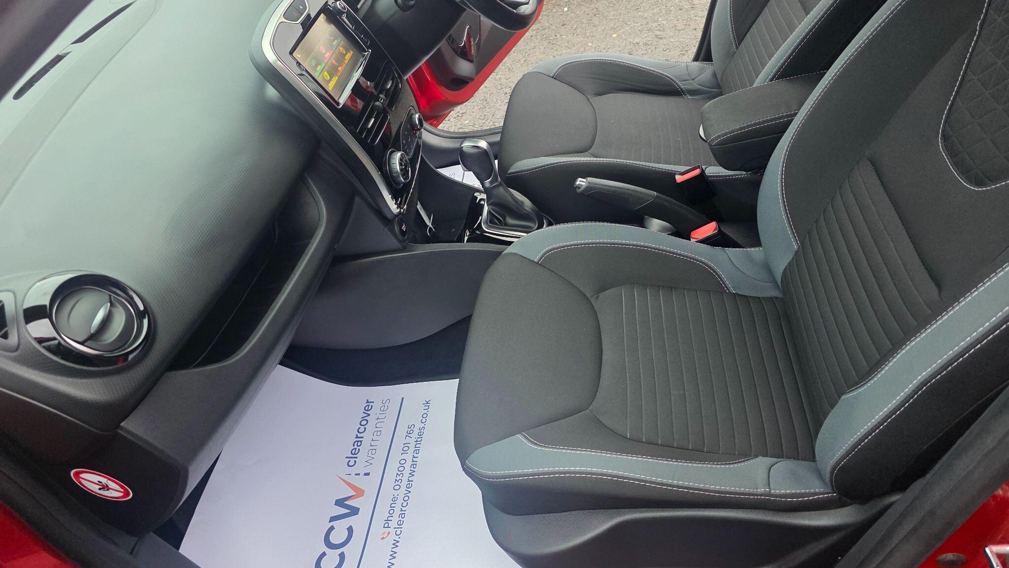 Renault Clio - Image 25