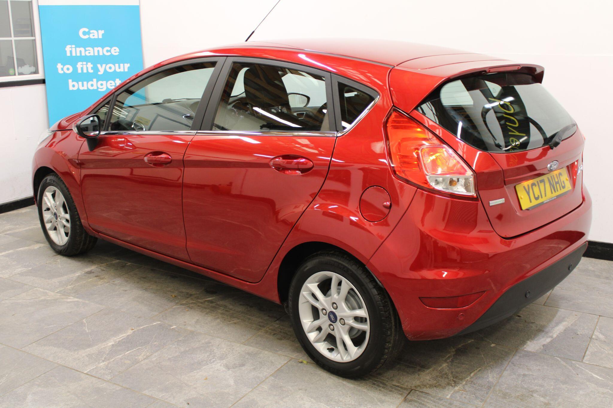 Ford Fiesta - Image 20