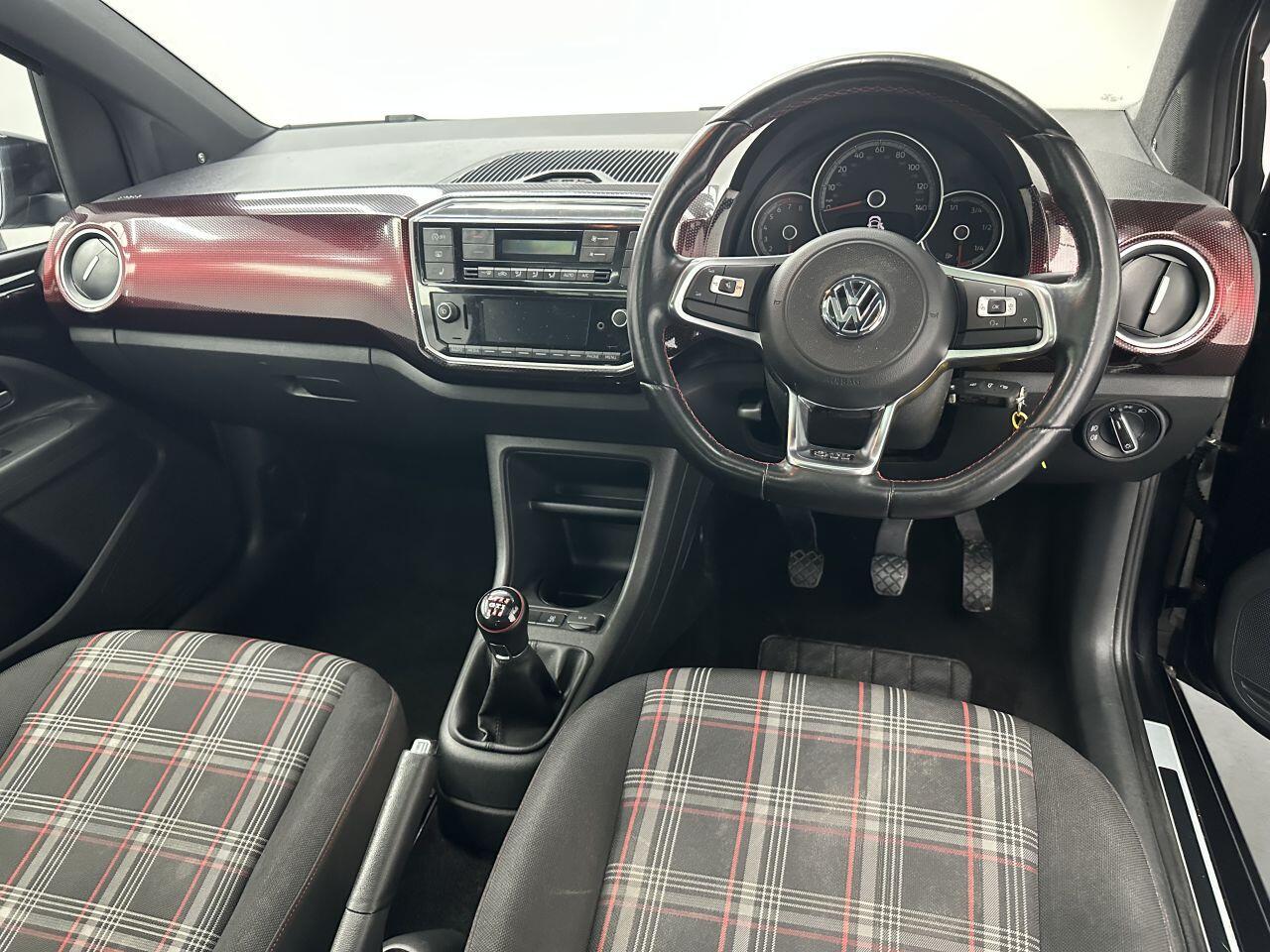 Volkswagen up! - Image 18