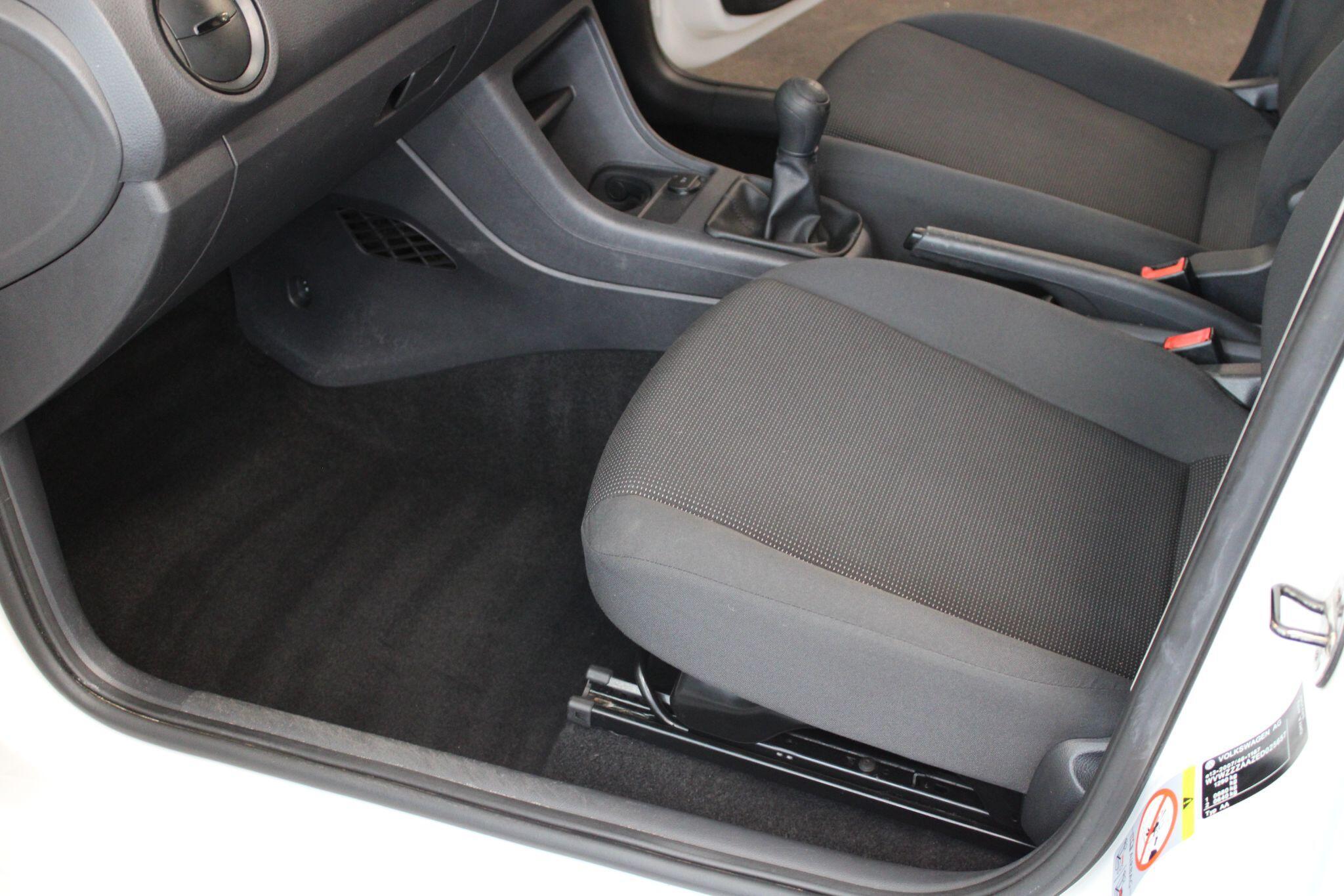 Volkswagen up! - Image 26