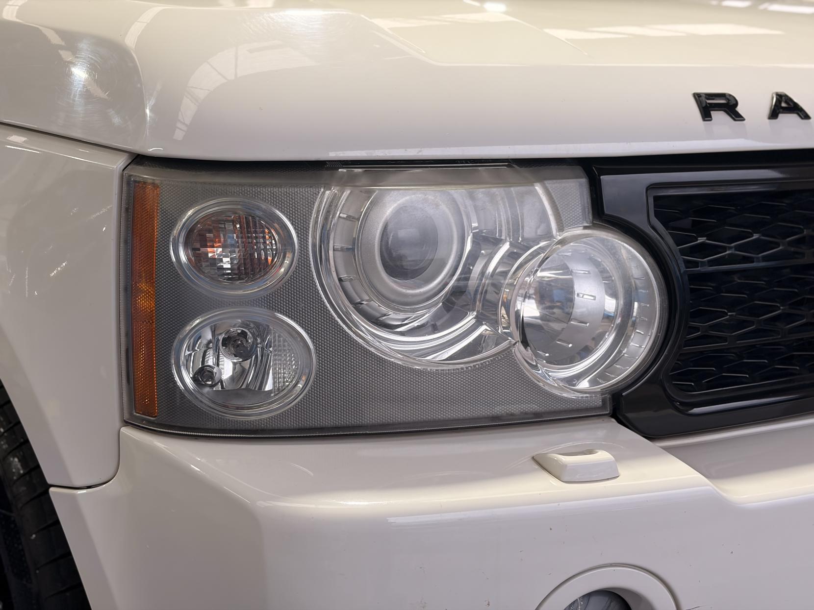 Land Rover Range Rover - Image 9