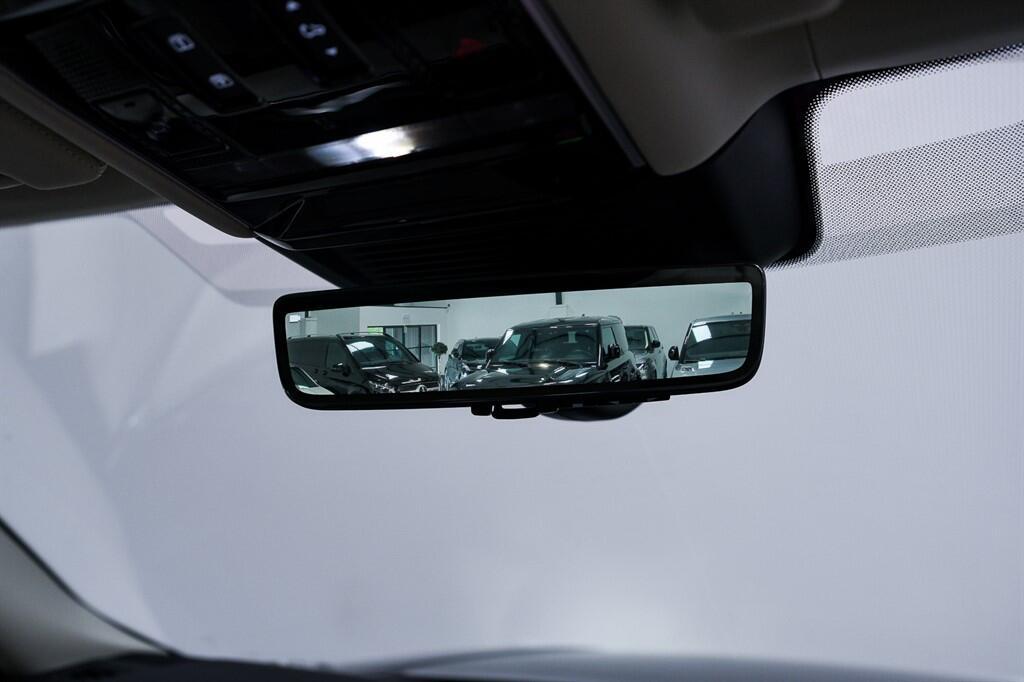 Land Rover Range Rover - Image 41