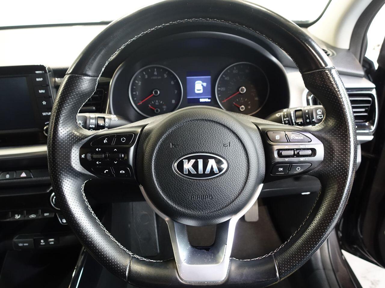 Kia Stonic - Image 18