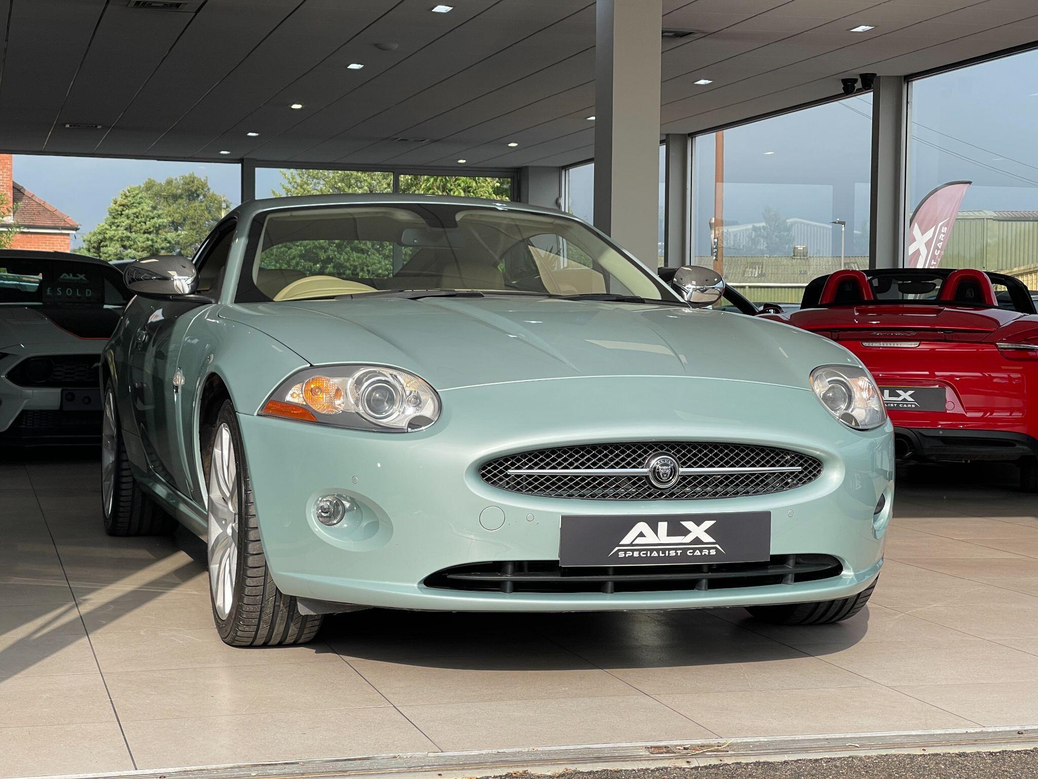 Jaguar XK - Image 6