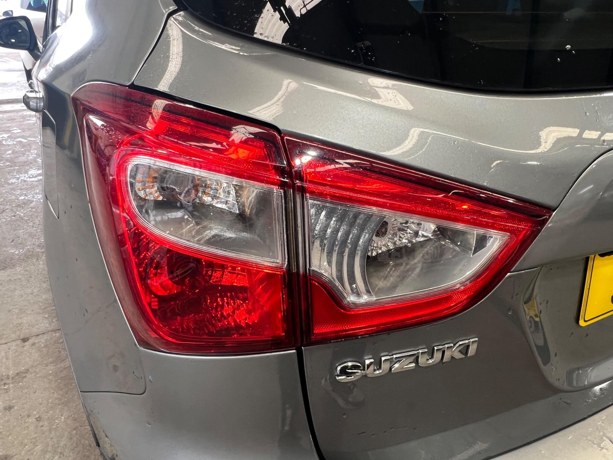 Suzuki SX4 S-Cross - Image 29