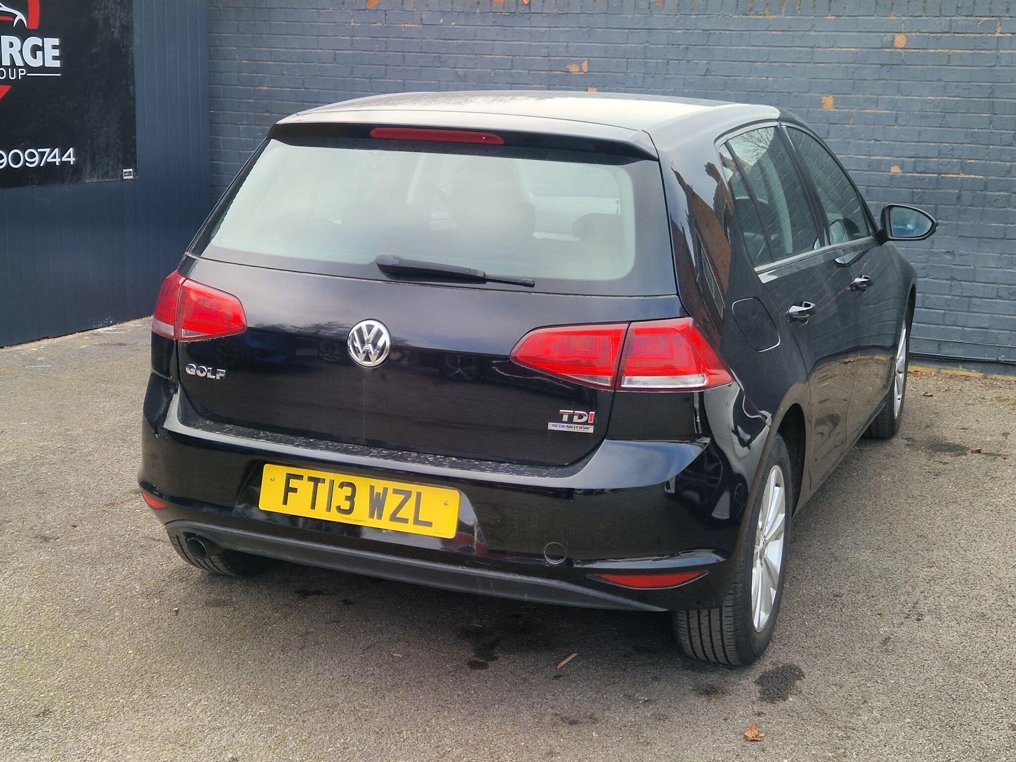 Volkswagen Golf - Image 7