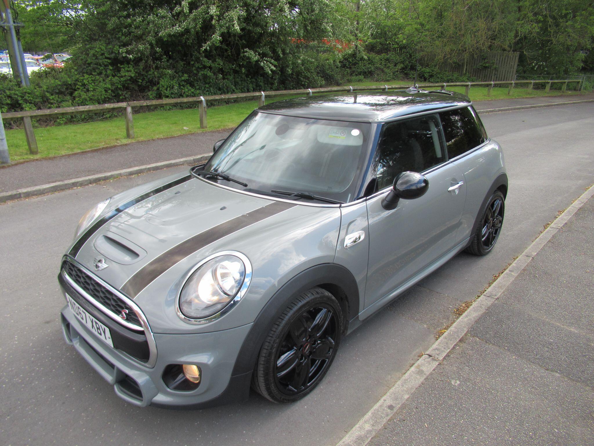 MINI Hatch - Image 9