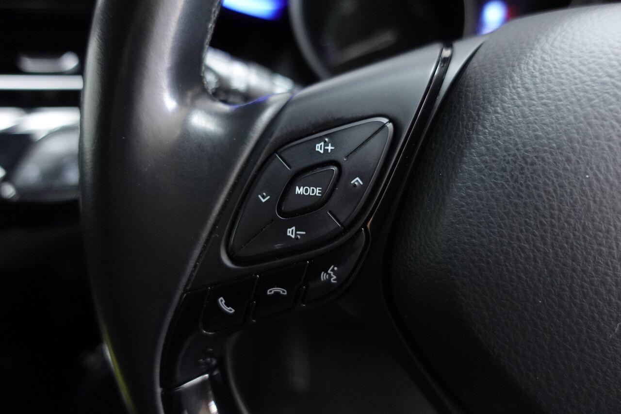 Toyota C-Hr - Image 11