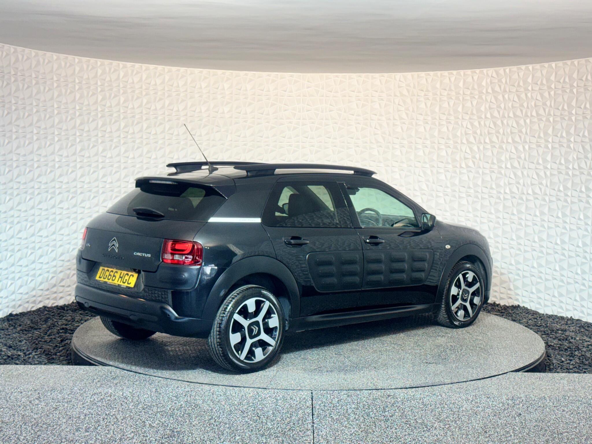 Citroen C4 Cactus - Image 8