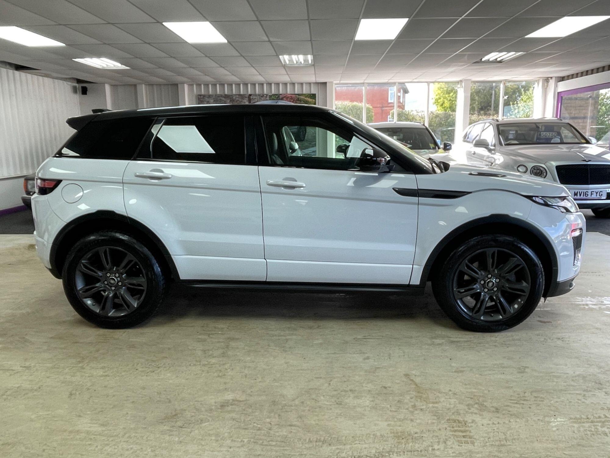 Land Rover Range Rover Evoque - Image 11