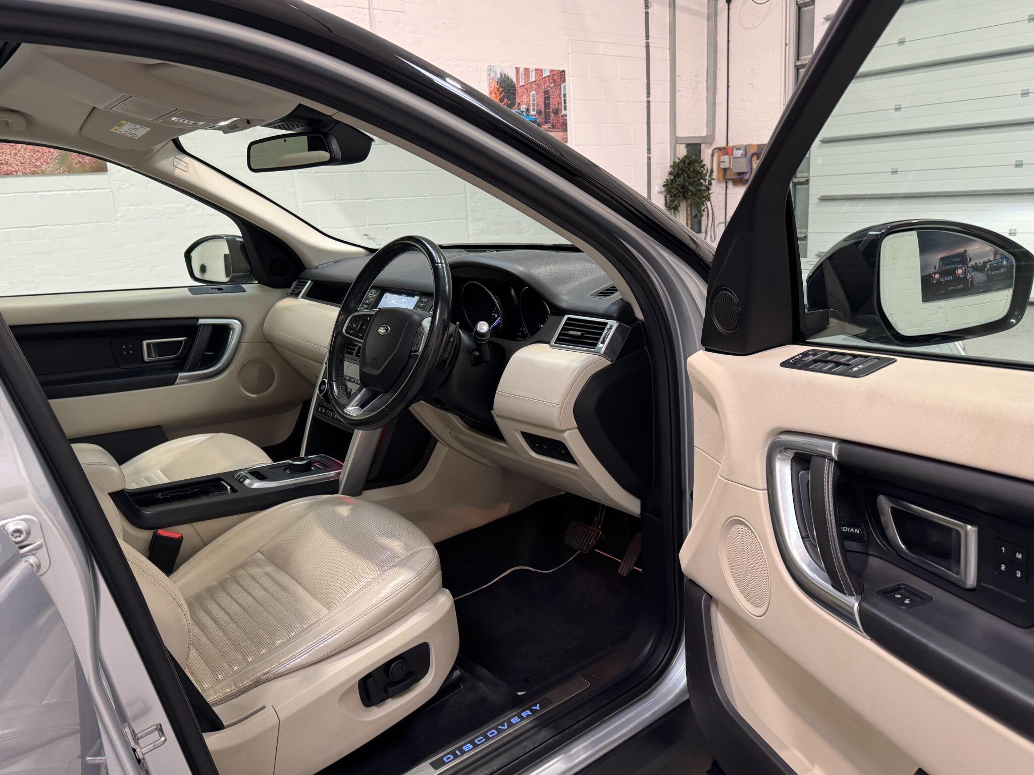 Land Rover DISCOVERY SPORT - Image 19