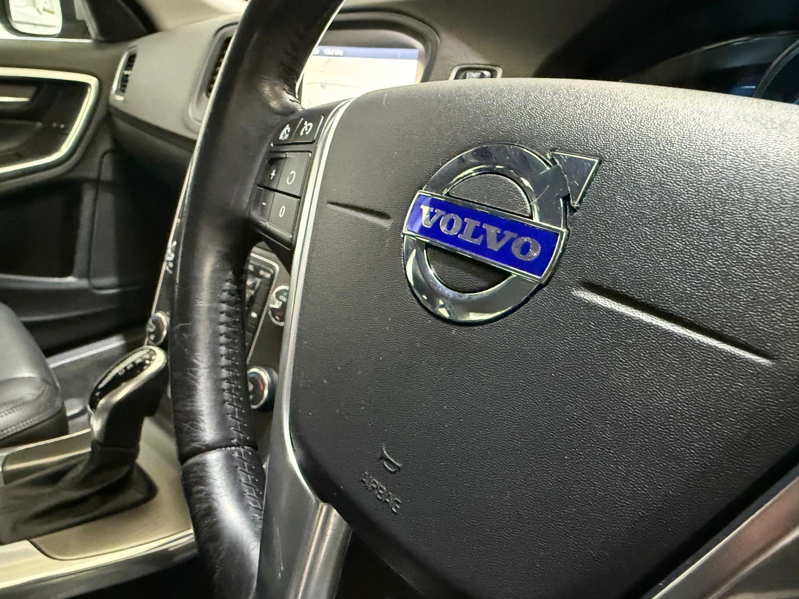 Volvo S60 - Image 61