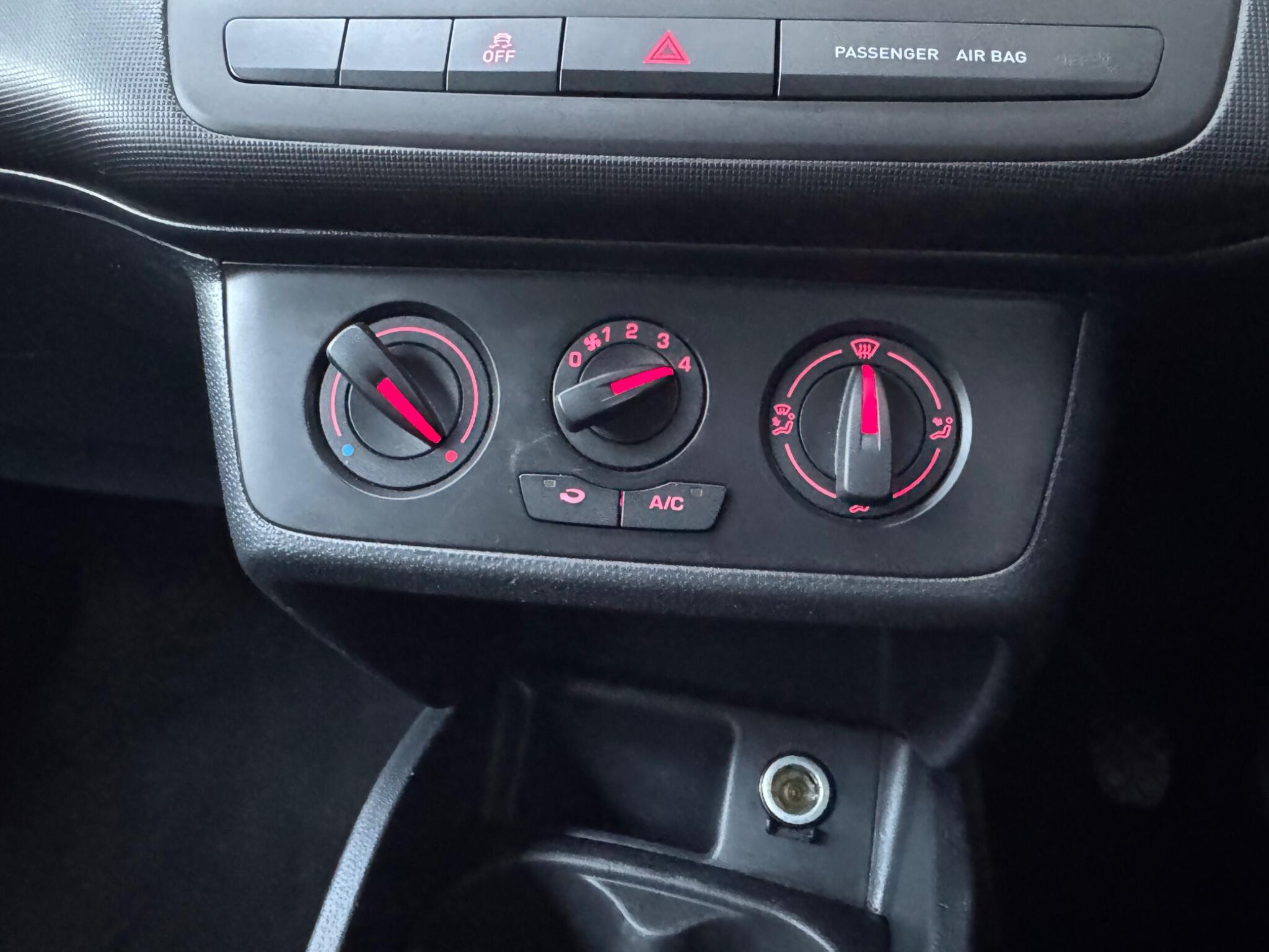 SEAT Ibiza - Image 17