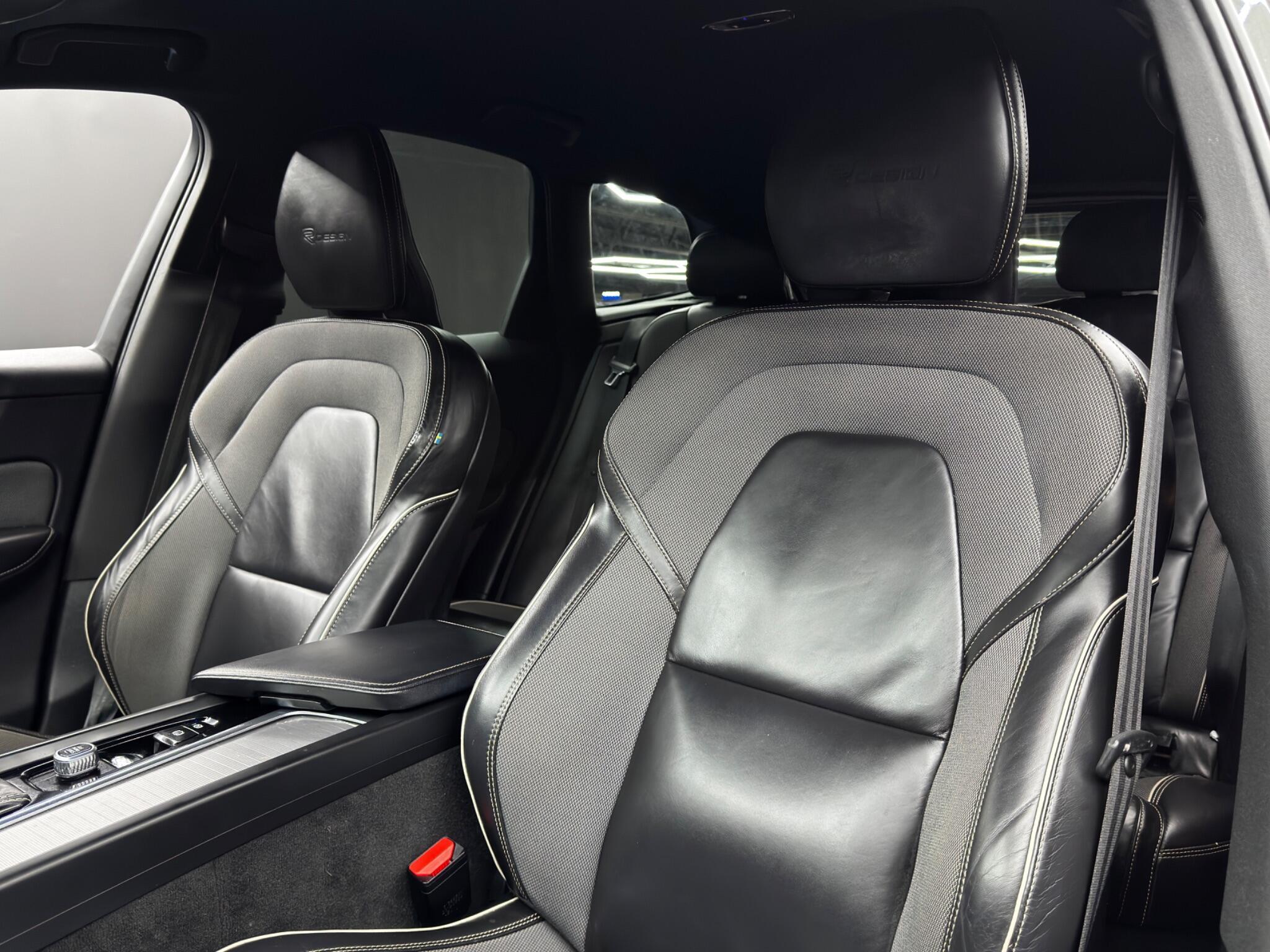 Volvo XC60 - Image 14