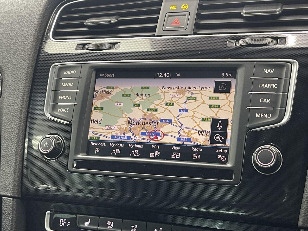 Volkswagen Golf - Image 6