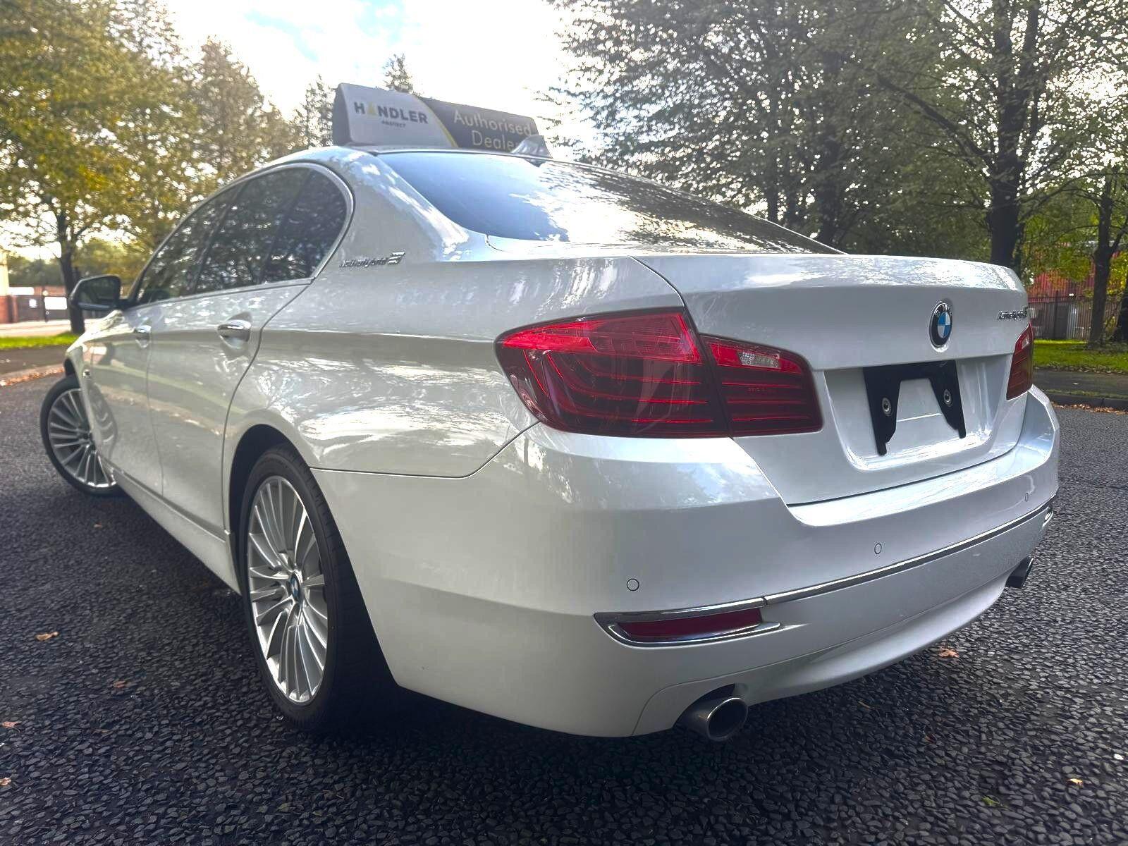 BMW 5 Series - Image 12