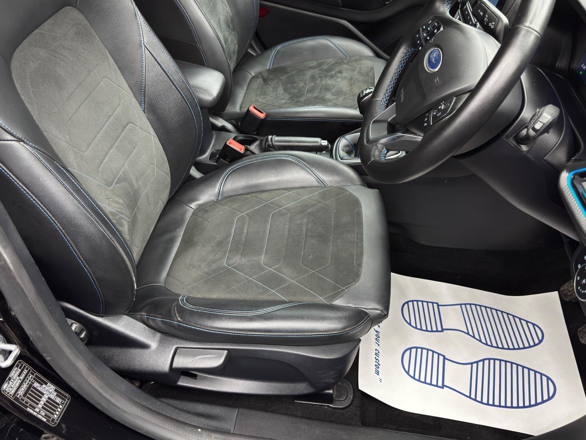 Ford Fiesta - Image 13