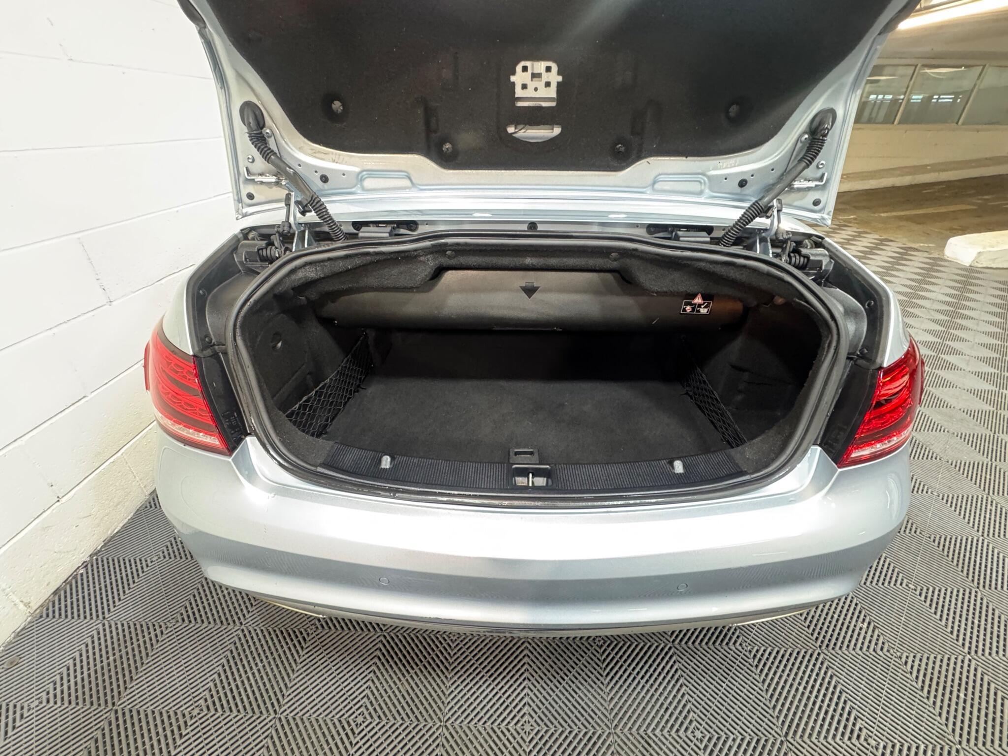 Mercedes E Class - Image 19