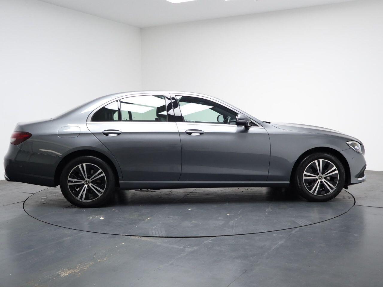 Mercedes-benz E Class - Image 14