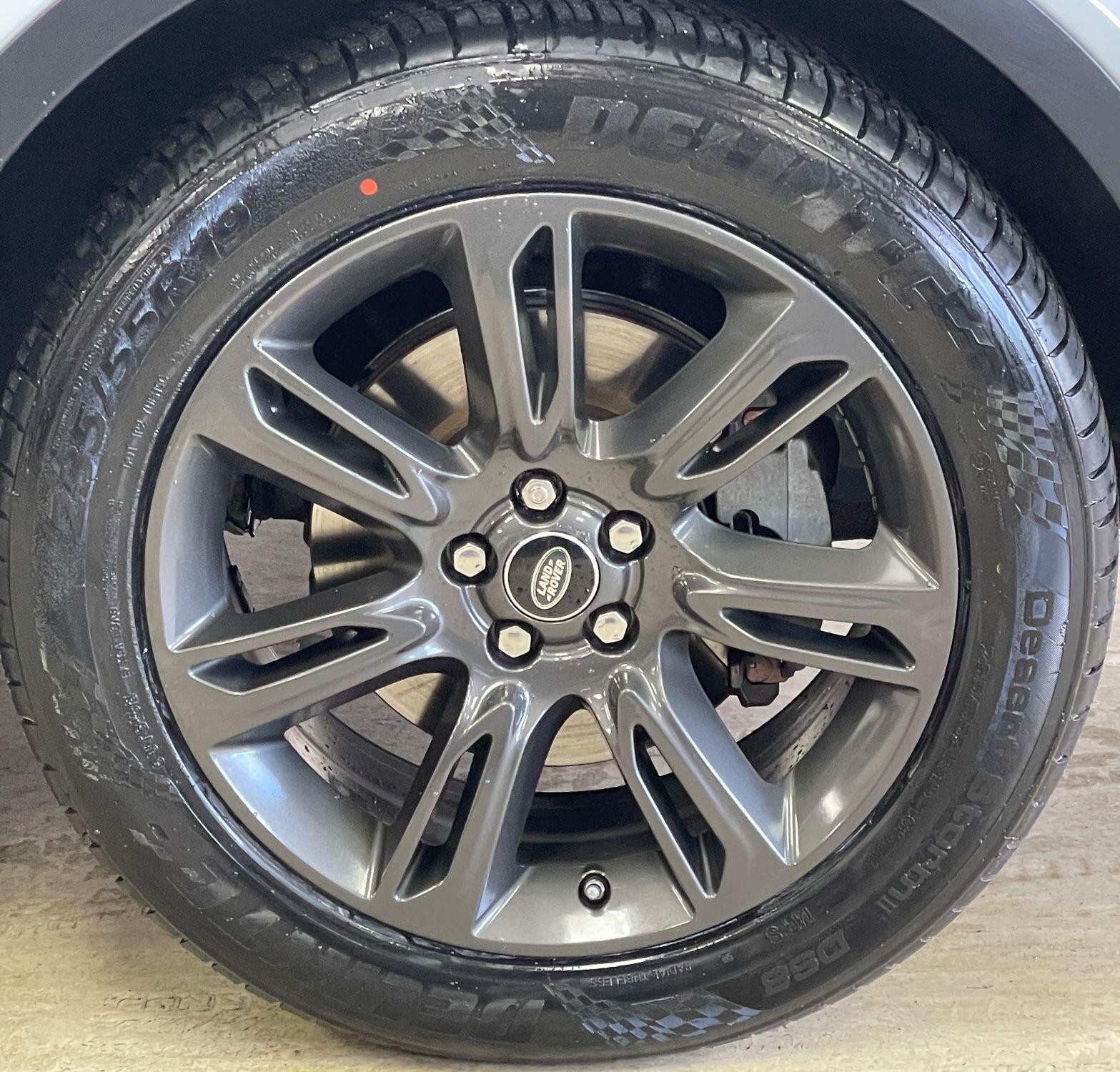 Land Rover Range Rover Evoque - Image 13