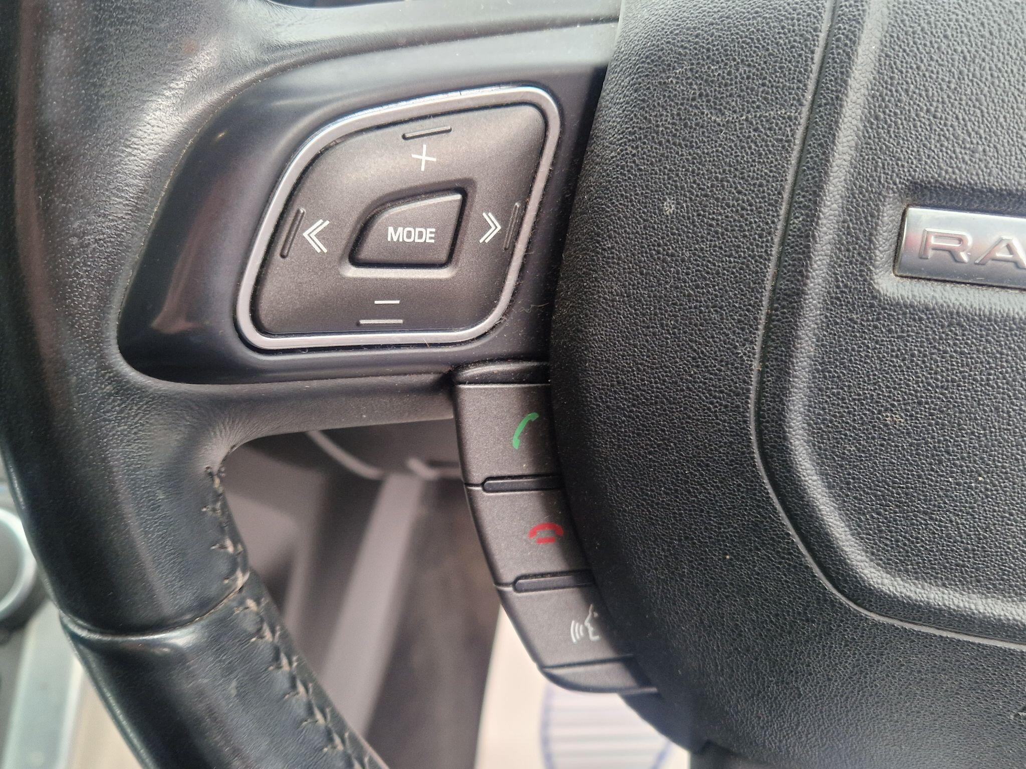 Land Rover Range Rover Evoque - Image 49